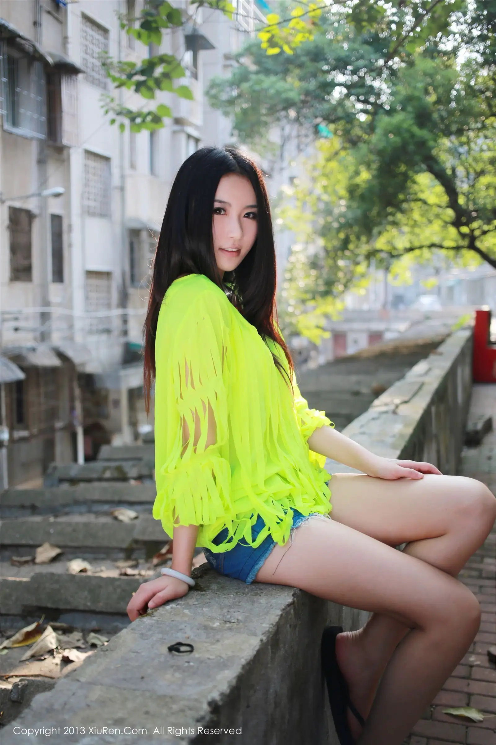 [秀人XIUREN] 2013.09.24 NO.017 MOON嘉依