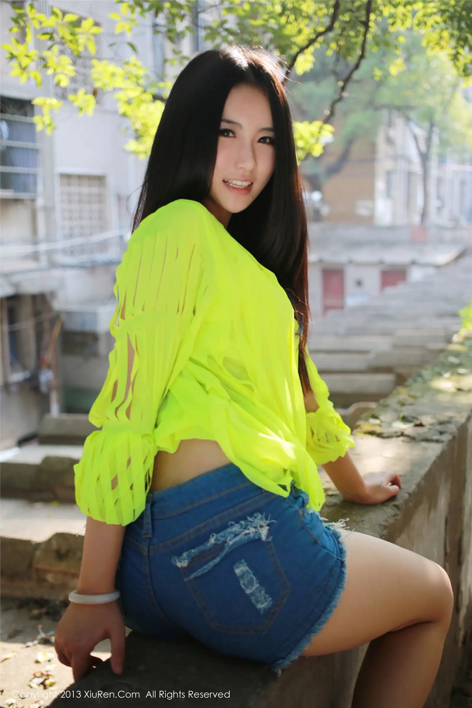 [秀人XIUREN] 2013.09.24 NO.017 MOON嘉依