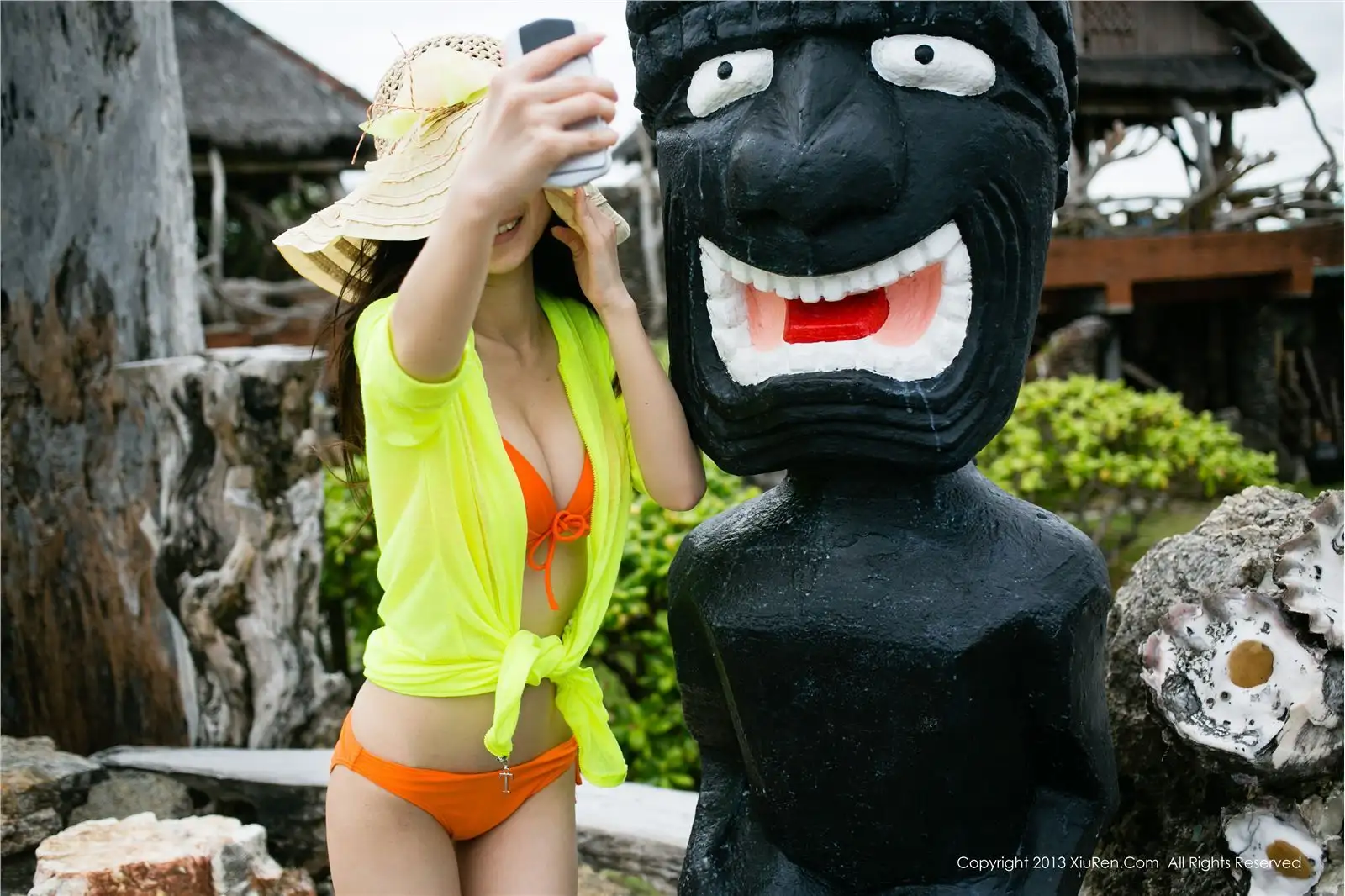 [秀人XIUREN] 2013.10.11 NO.028 小小白思宜