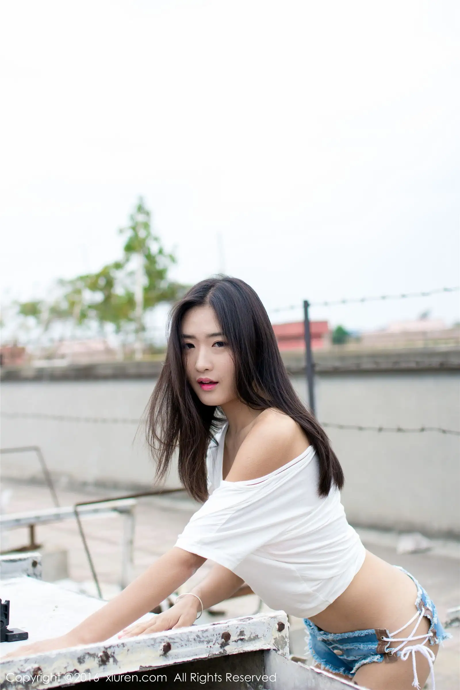 [秀人XIUREN] 2016.10.25 NO.624 周琰琳LIN