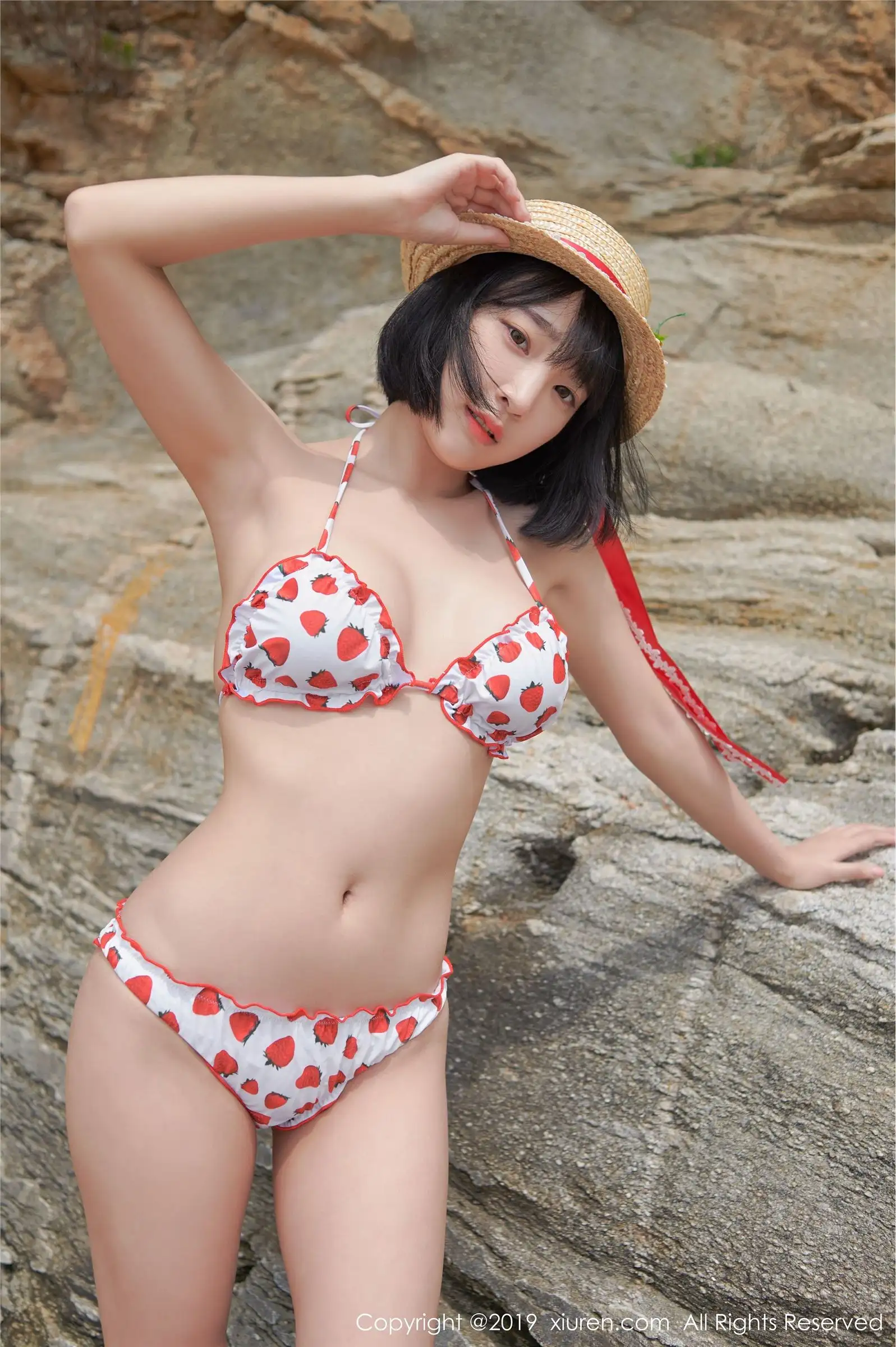 [XIUREN秀人网] 2019.08.12 Vol.1611 模特卿卿