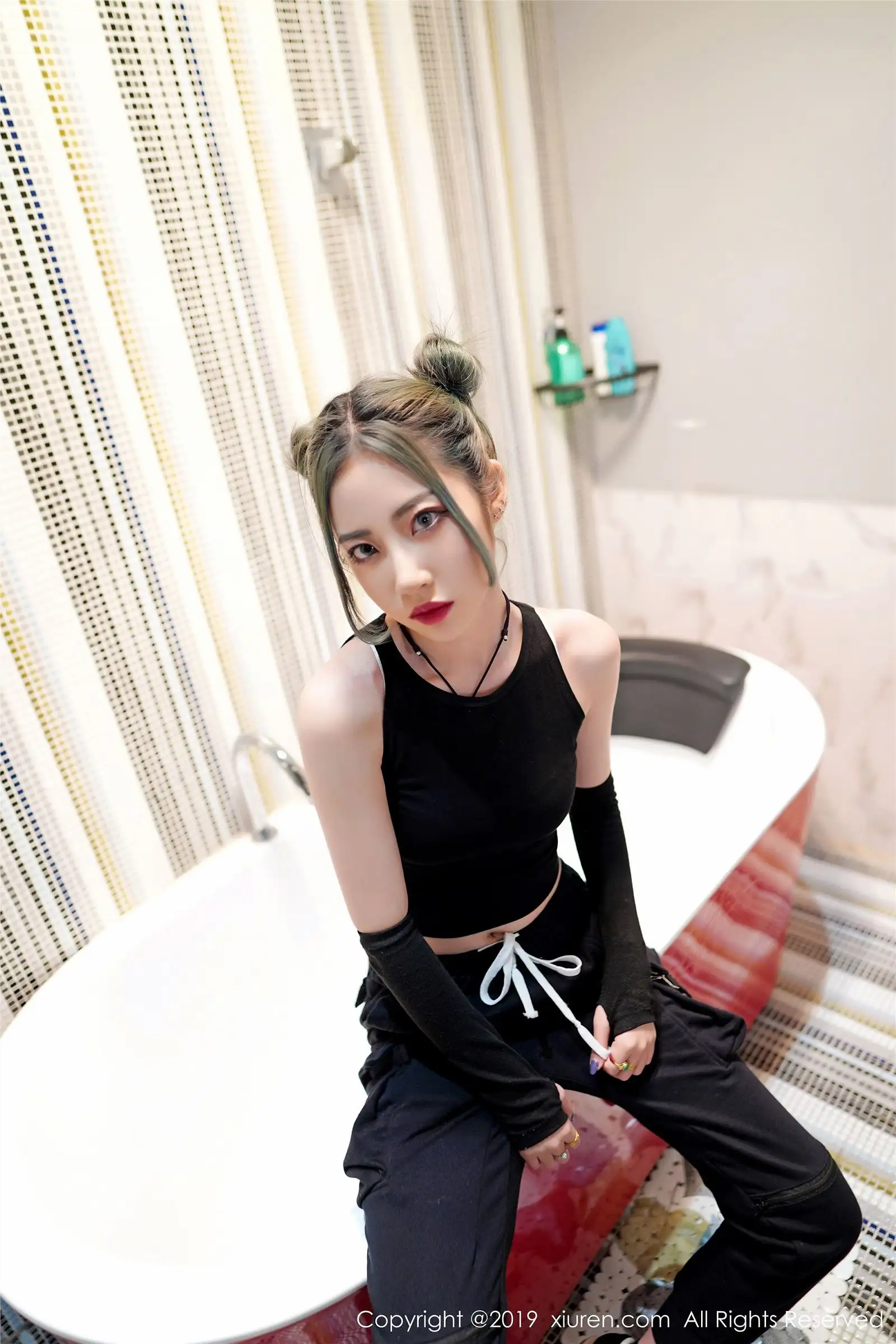 [XIUREN秀人网] 2019.08.26 NO.1644 贾诗晗