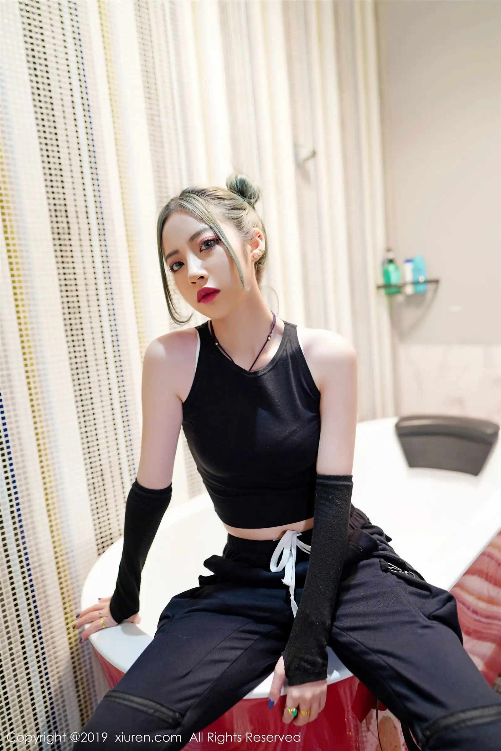 [XIUREN秀人网] 2019.08.26 NO.1644 贾诗晗