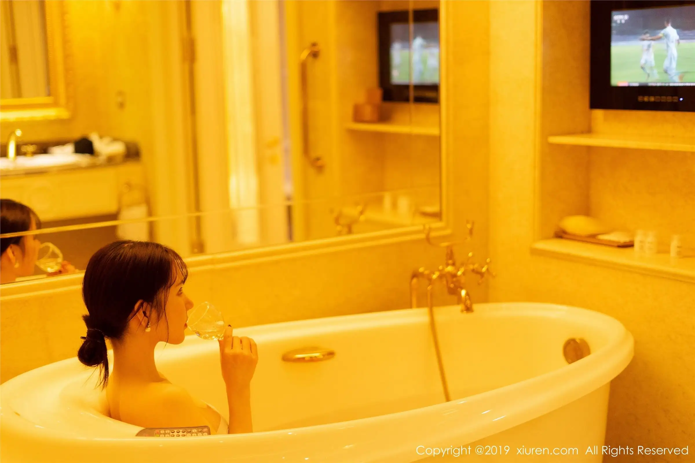 [XIUREN秀人网] 2019.11.05 NO.1774 周于希Sandy