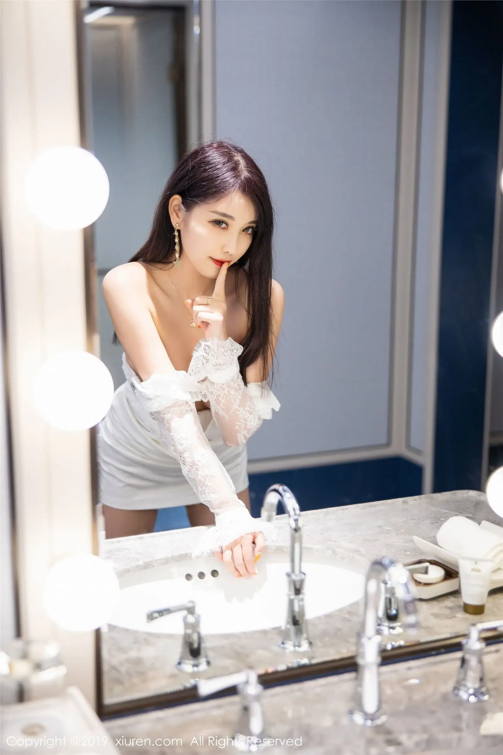 [XIUREN秀人网] 2019.12.26 NO.1884 杨晨晨sugar