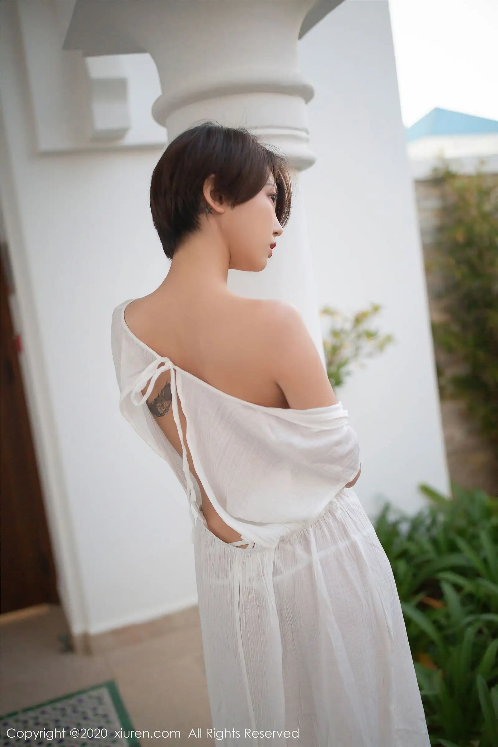 [XIUREN秀人网] 2020.08.04 NO.2405 冯木木LRIS