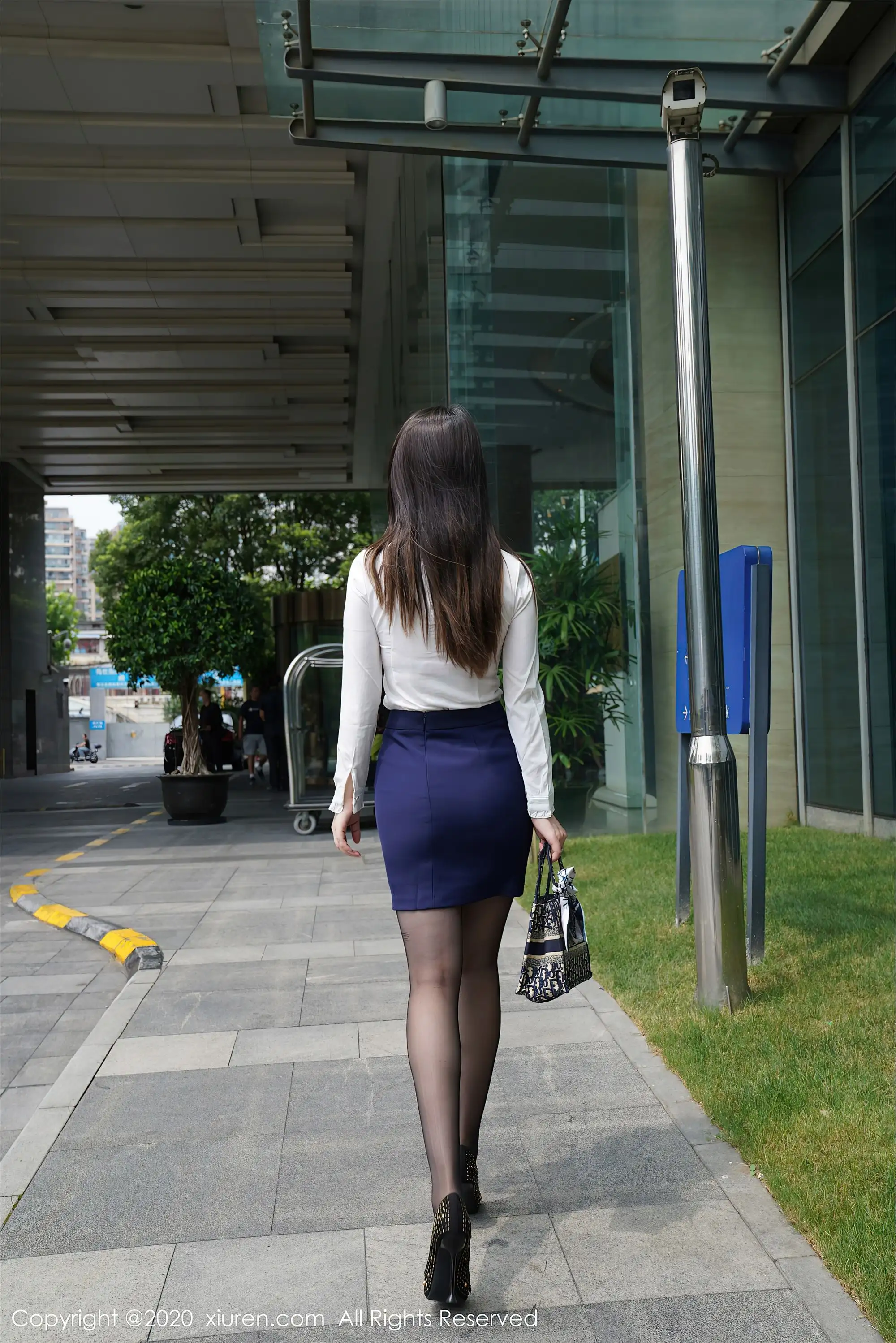 [XIUREN秀人网] 2020.08.13 NO.2437 诗诗kiki