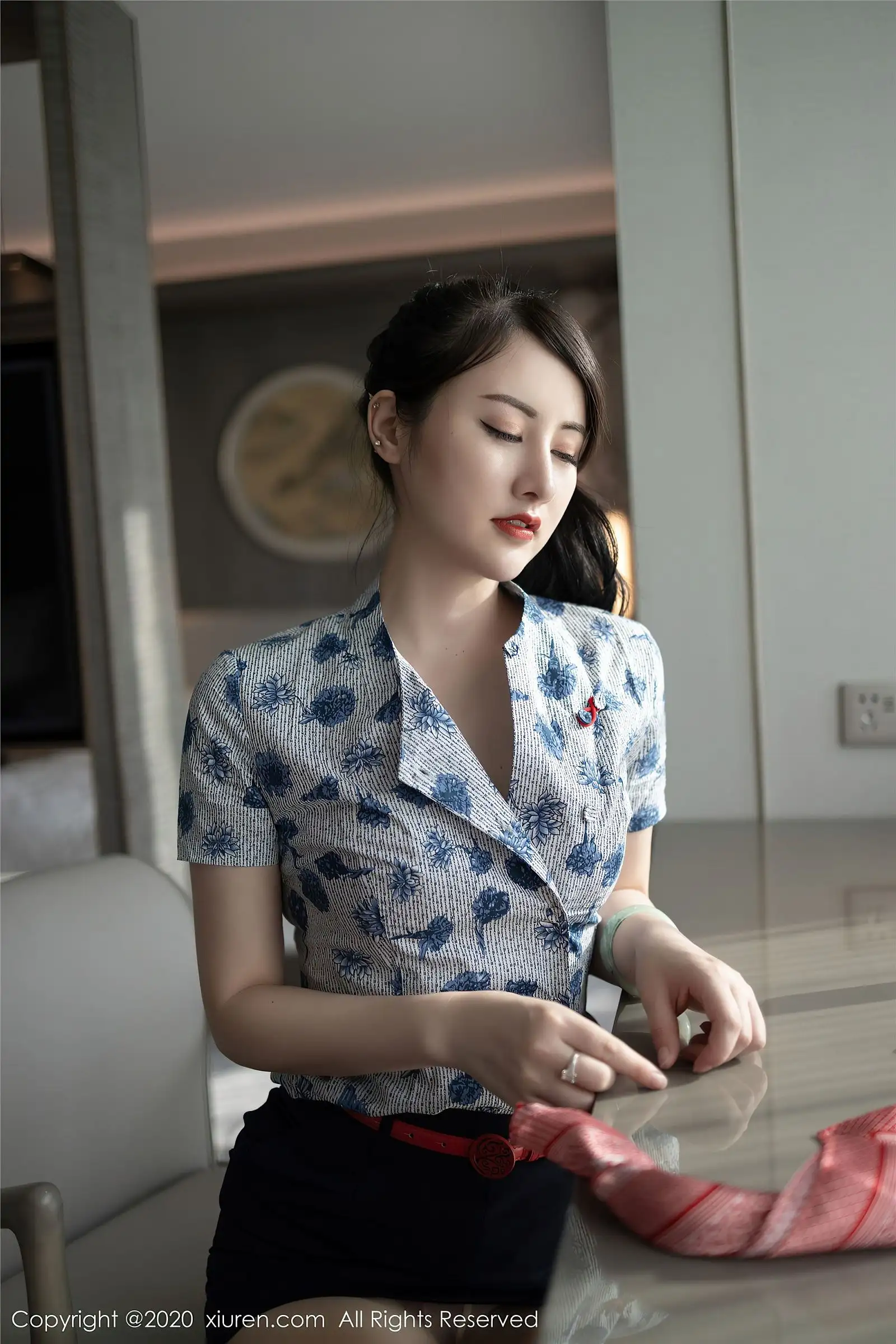 [XIUREN秀人网] 2020.11.24 NO.2817 诗诗kiki
