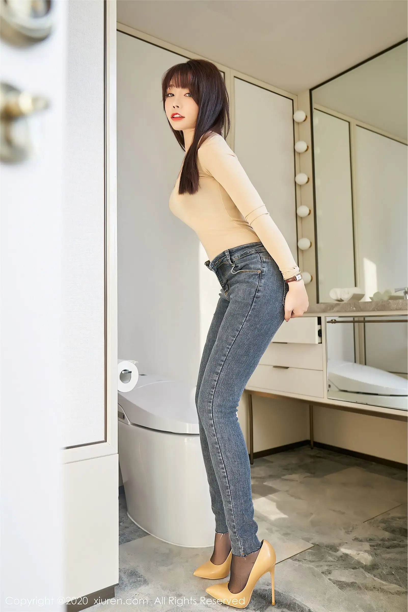 [XIUREN秀人网] 2020.12.11 NO.2886 芝芝Booty