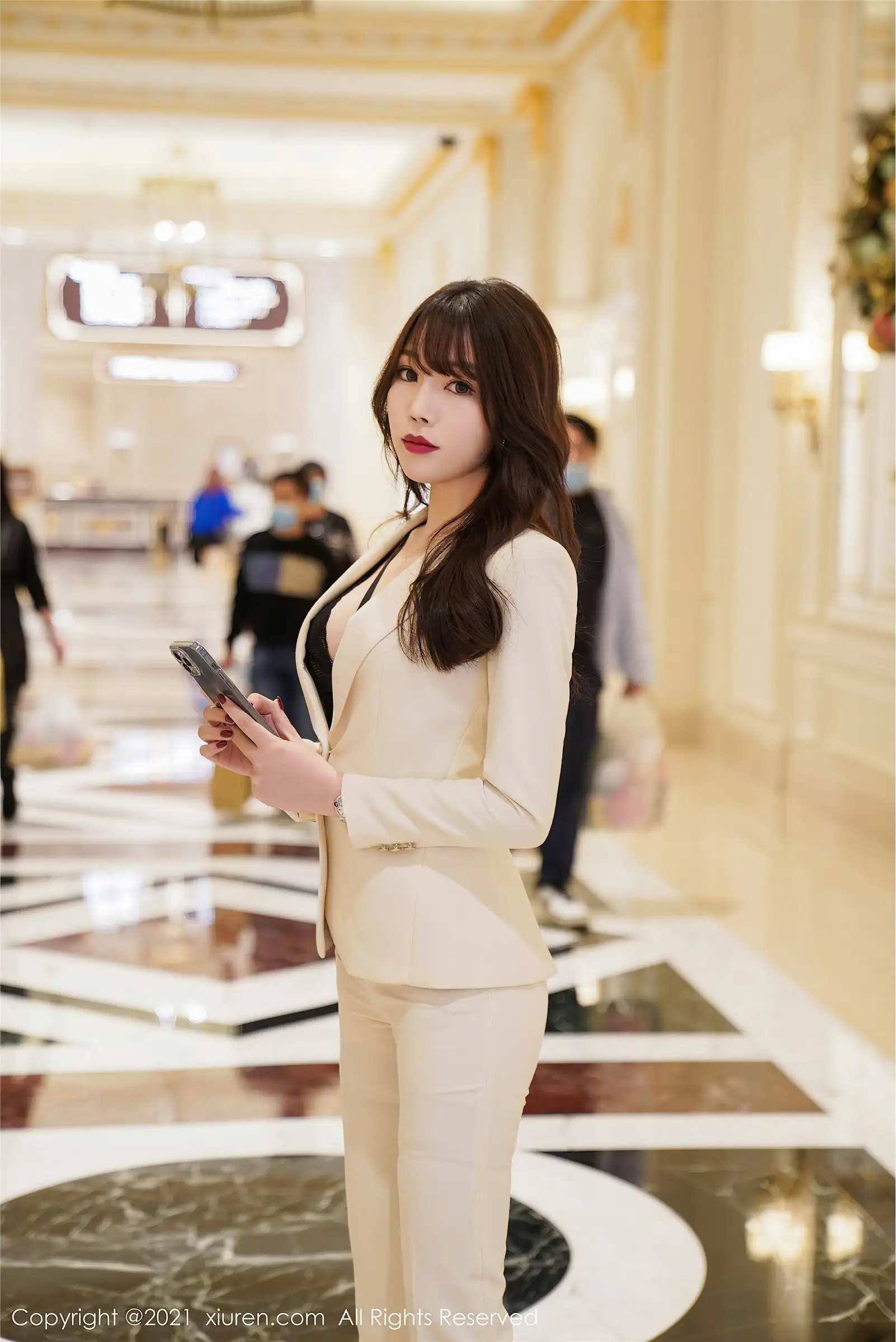 [XIUREN秀人网] 2021.03.12 NO.3195 芝芝Booty