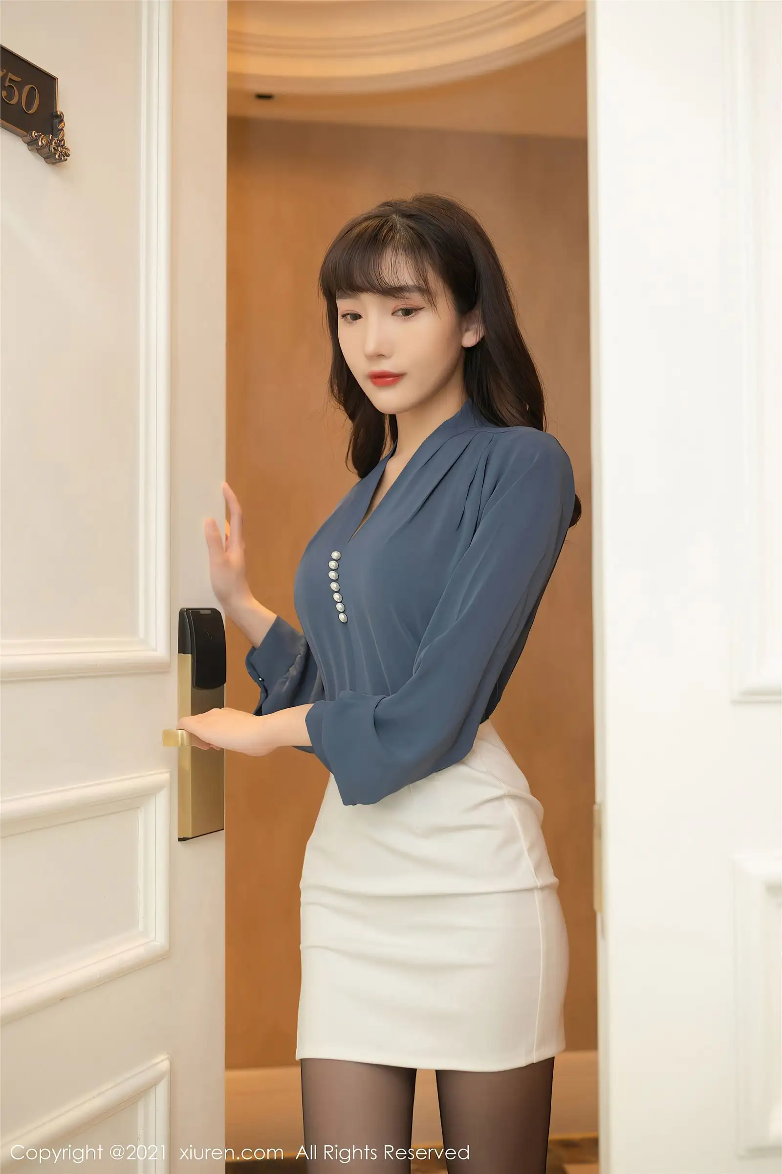 [XIUREN秀人网] 2021.03.25 NO.3246 陆萱萱