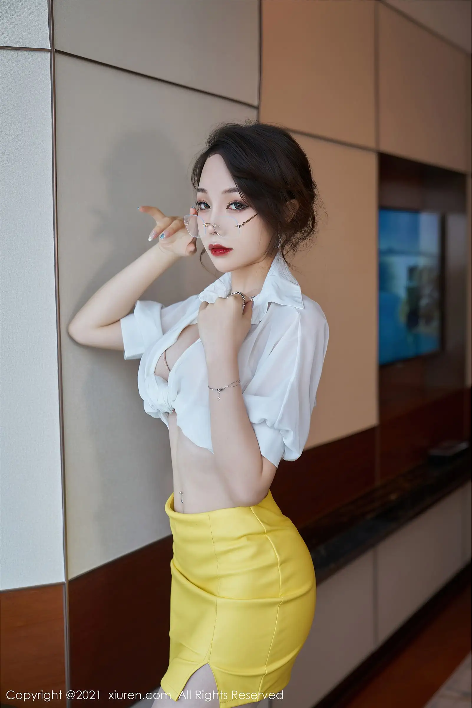 [XIUREN秀人网] 2021.06.15 NO.3543 芝芝Booty