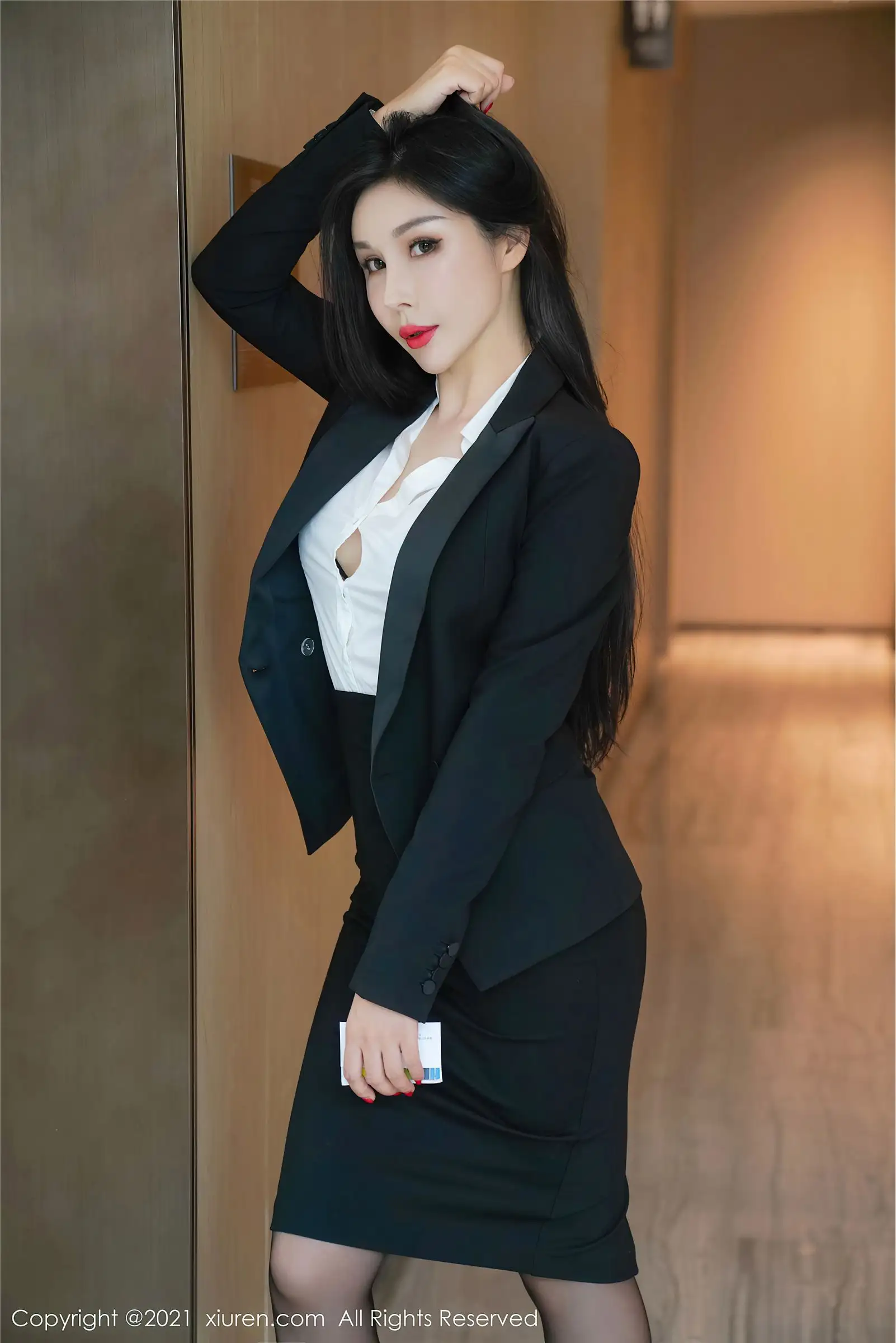 [XIUREN秀人网] 2021.07.15 NO.3672 田冰冰