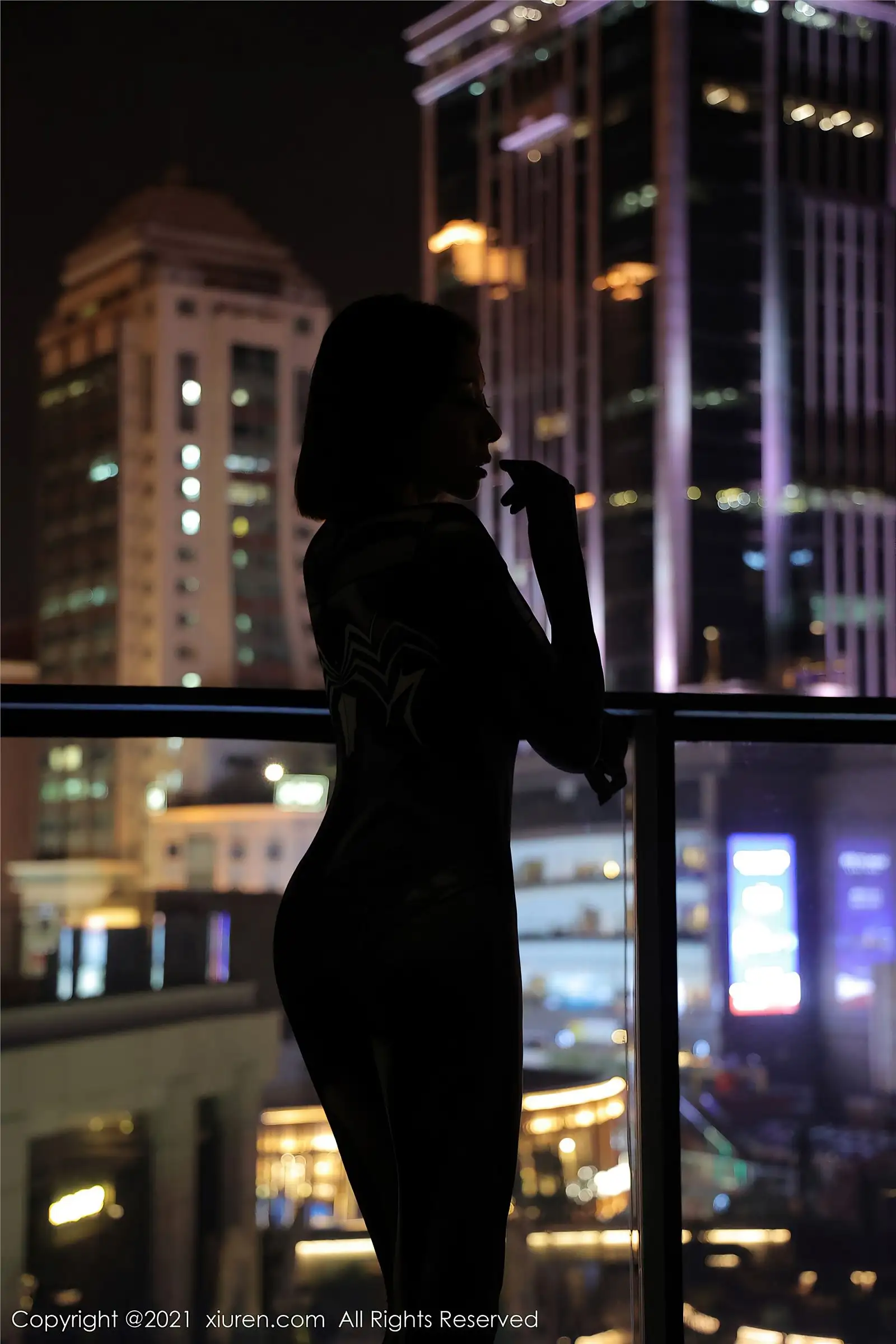 [XIUREN秀人网] 2021.08.30 NO.3869 果儿Victoria