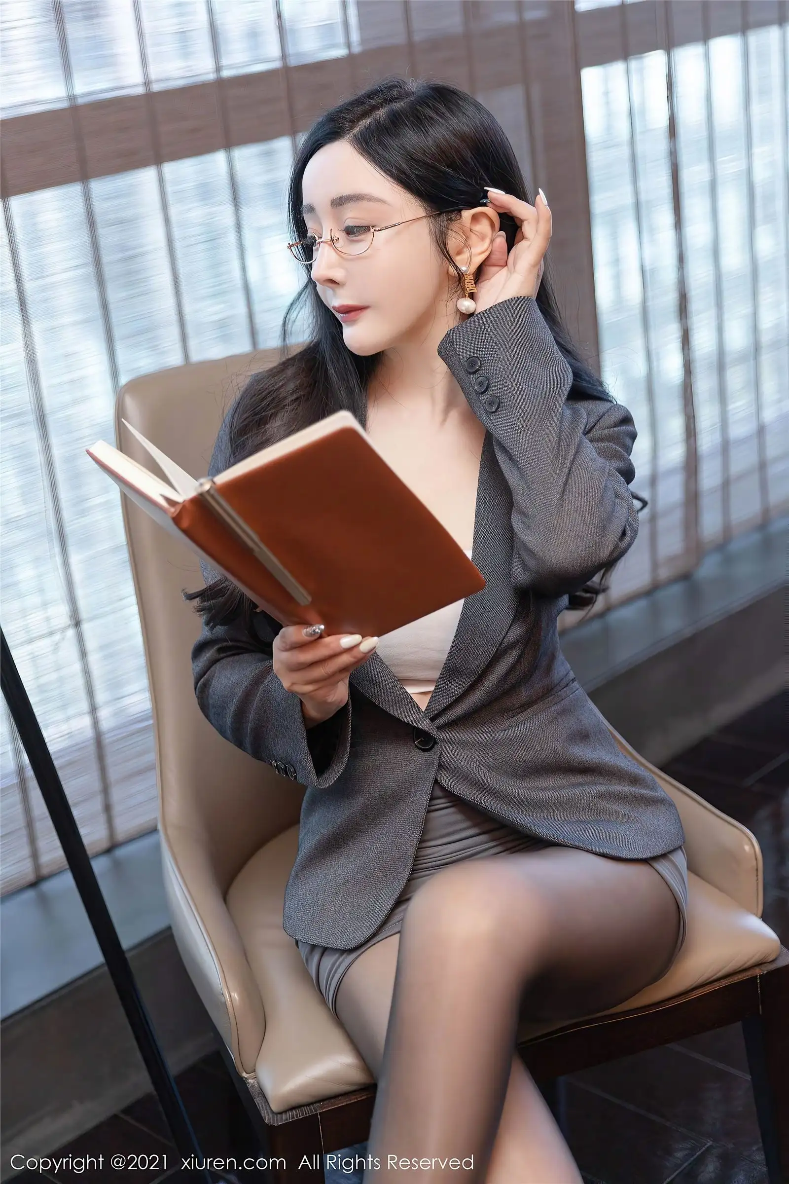 [XIUREN秀人网] 2021.10.15 NO.4072 允爾