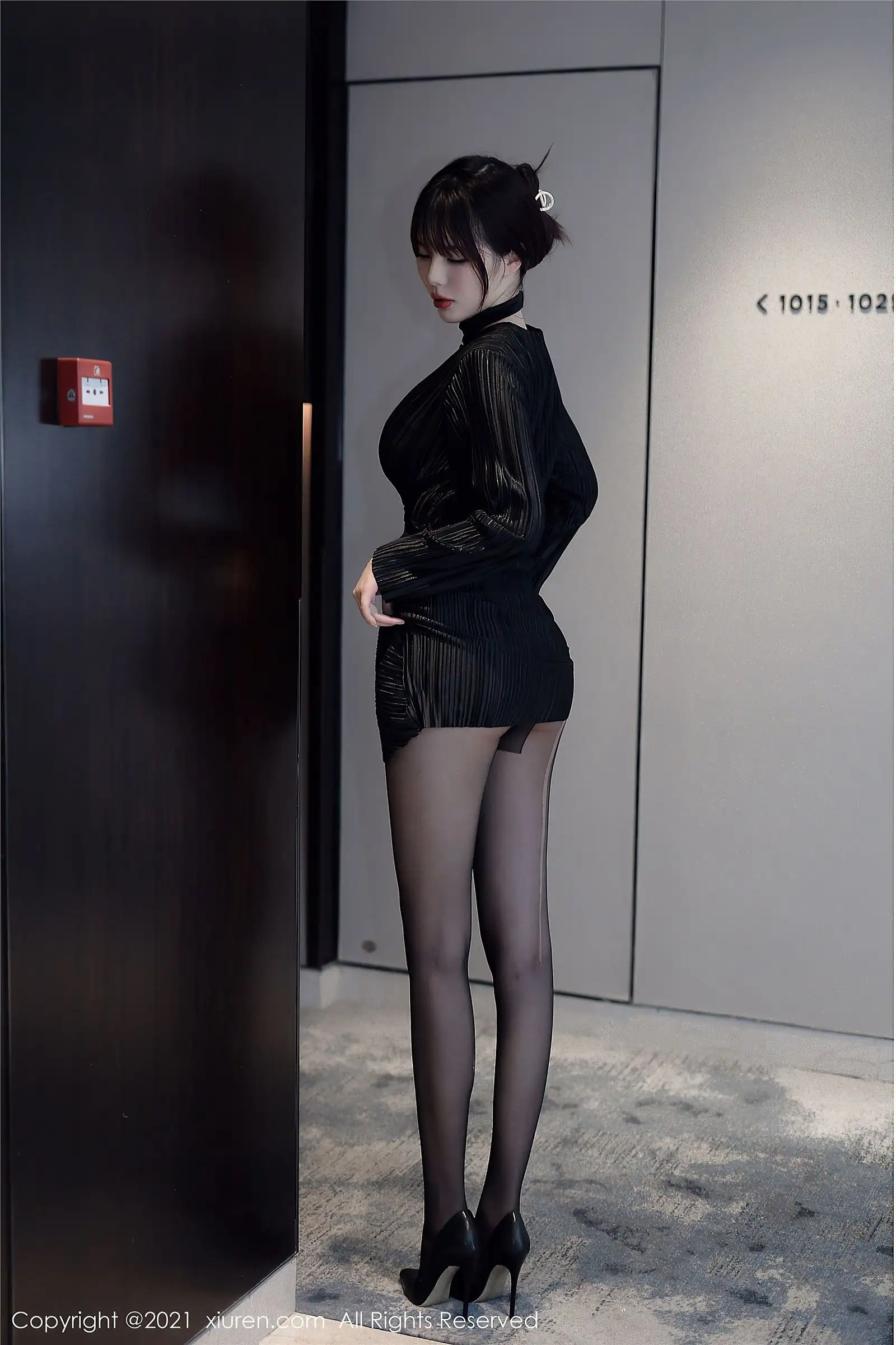 [XIUREN秀人网] 2021.10.19 NO.4080 Arude薇薇