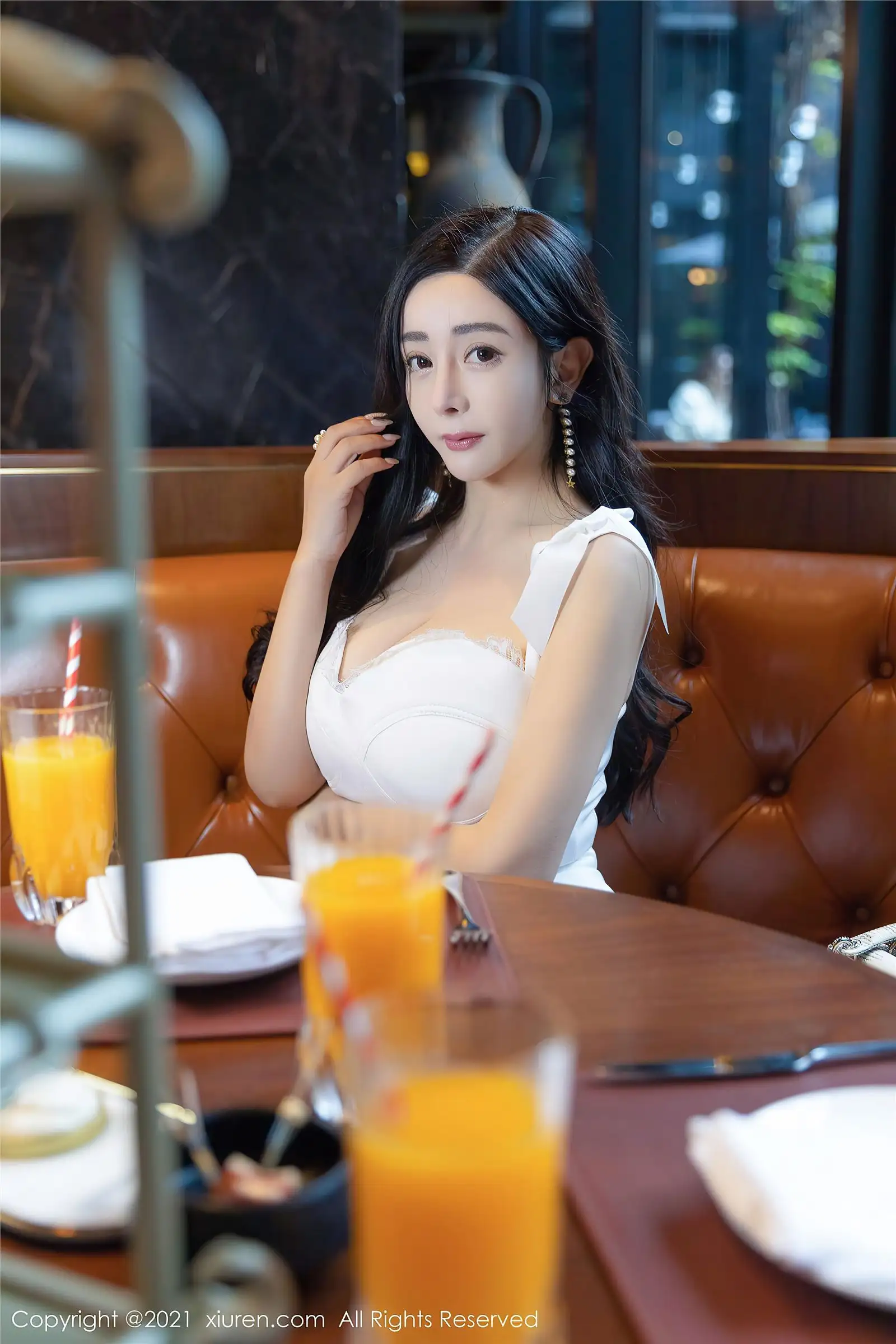 [XIUREN秀人网] 2021.11.02 NO.4155 允爾