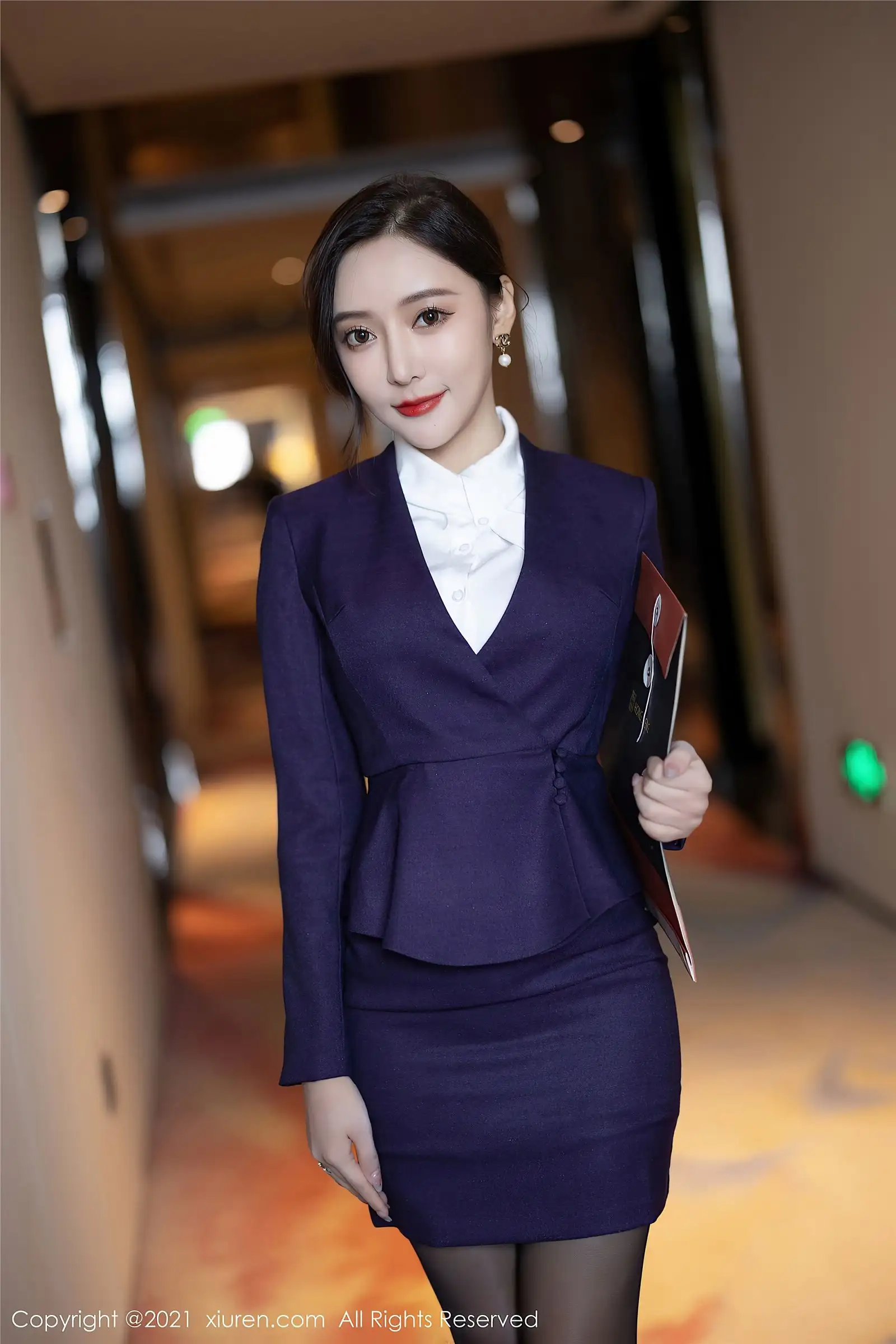 [XIUREN秀人网] 2021.11.08 NO.4184 王馨瑶yanni