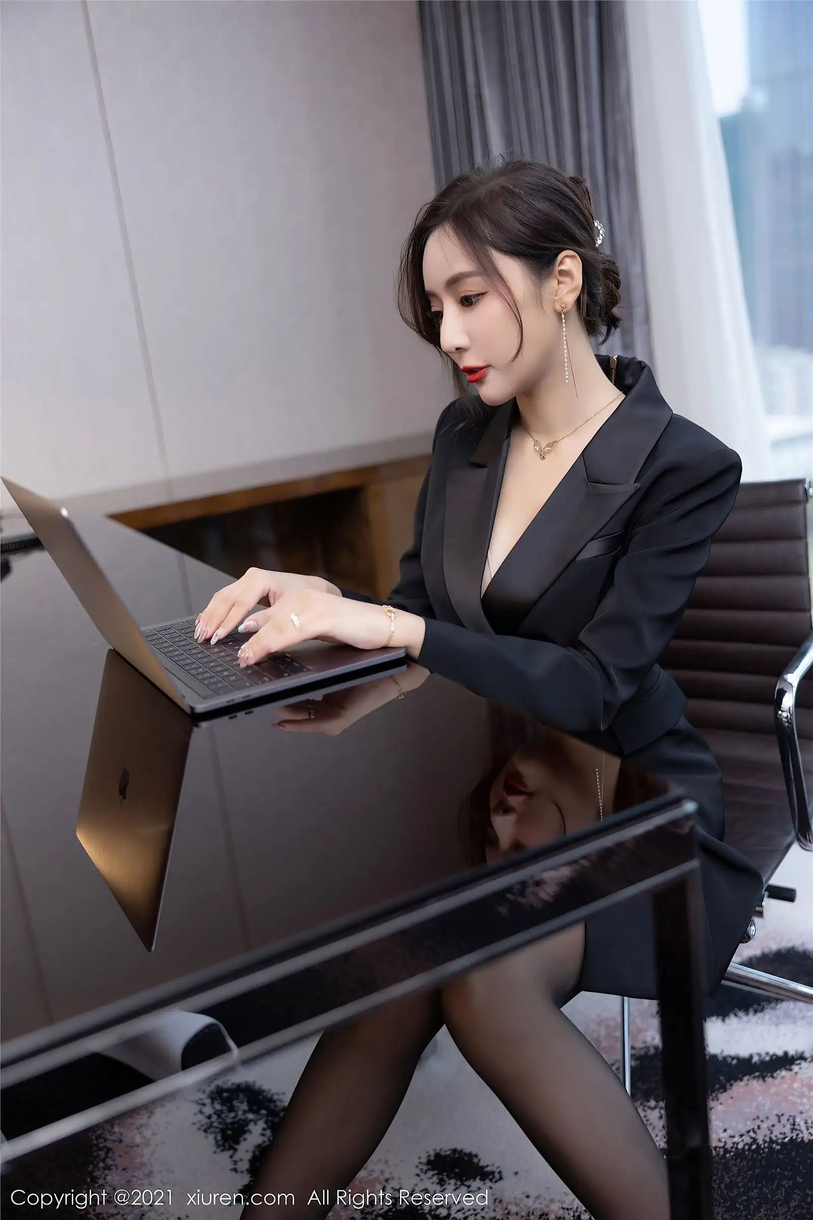 [XIUREN秀人网] 2021.12.02 NO.4293 王馨瑶yanni