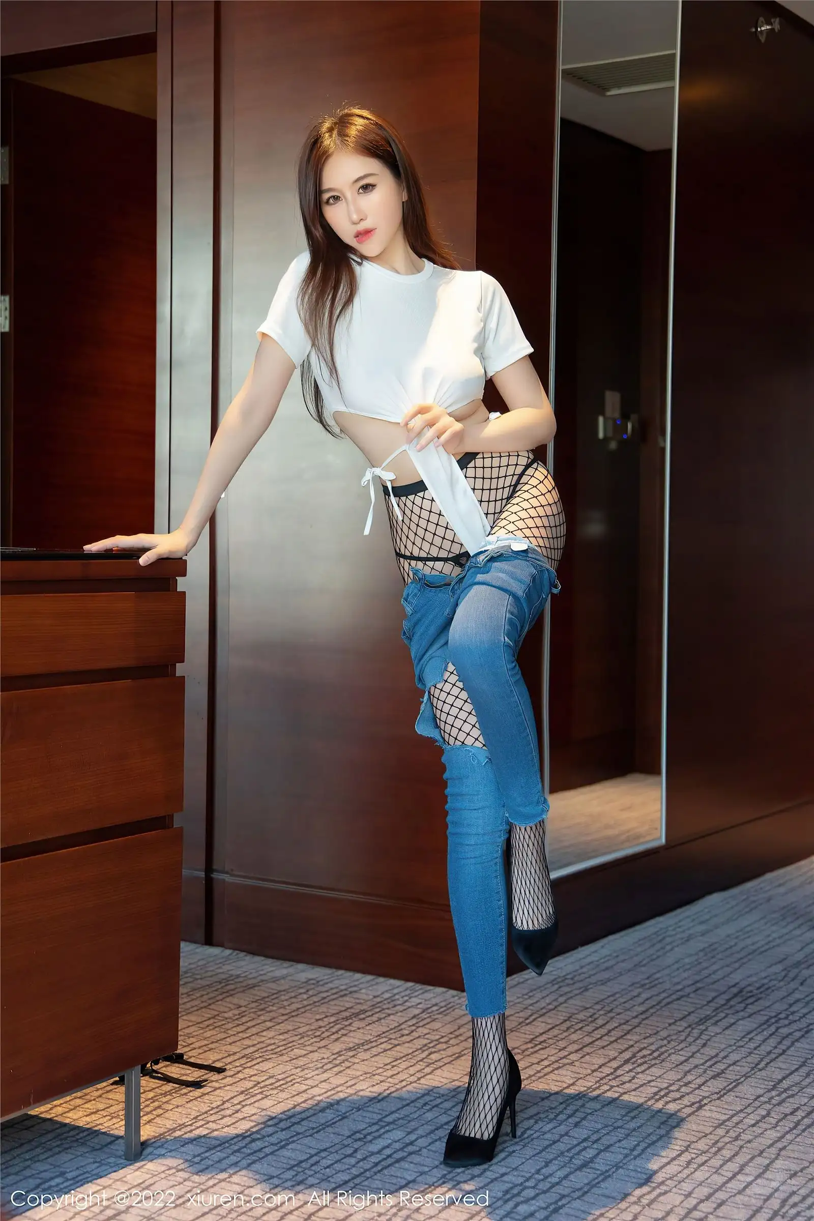 [XIUREN秀人网] 2022.01.19 NO.4481 月音瞳