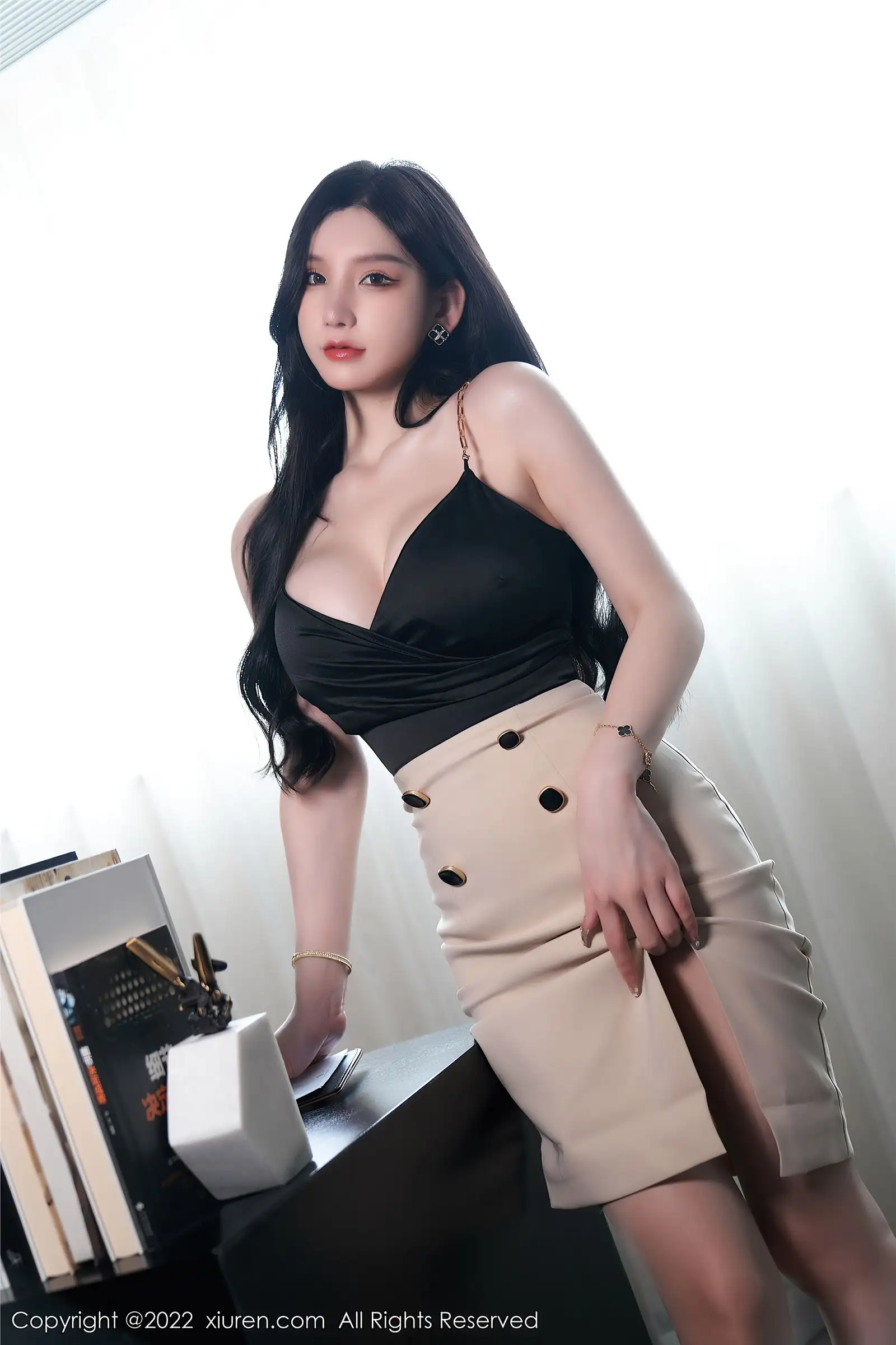 [XIUREN秀人网] 2022.05.27 NO.5071 周于希Sally