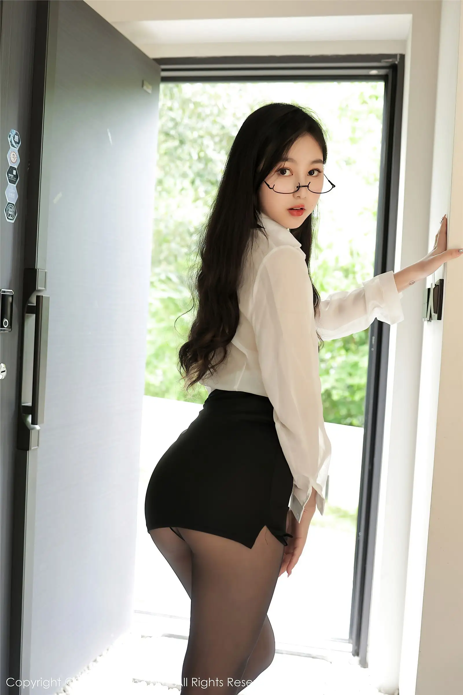 [XIUREN秀人网] 2022.06.08 NO.5117 谢晚晚