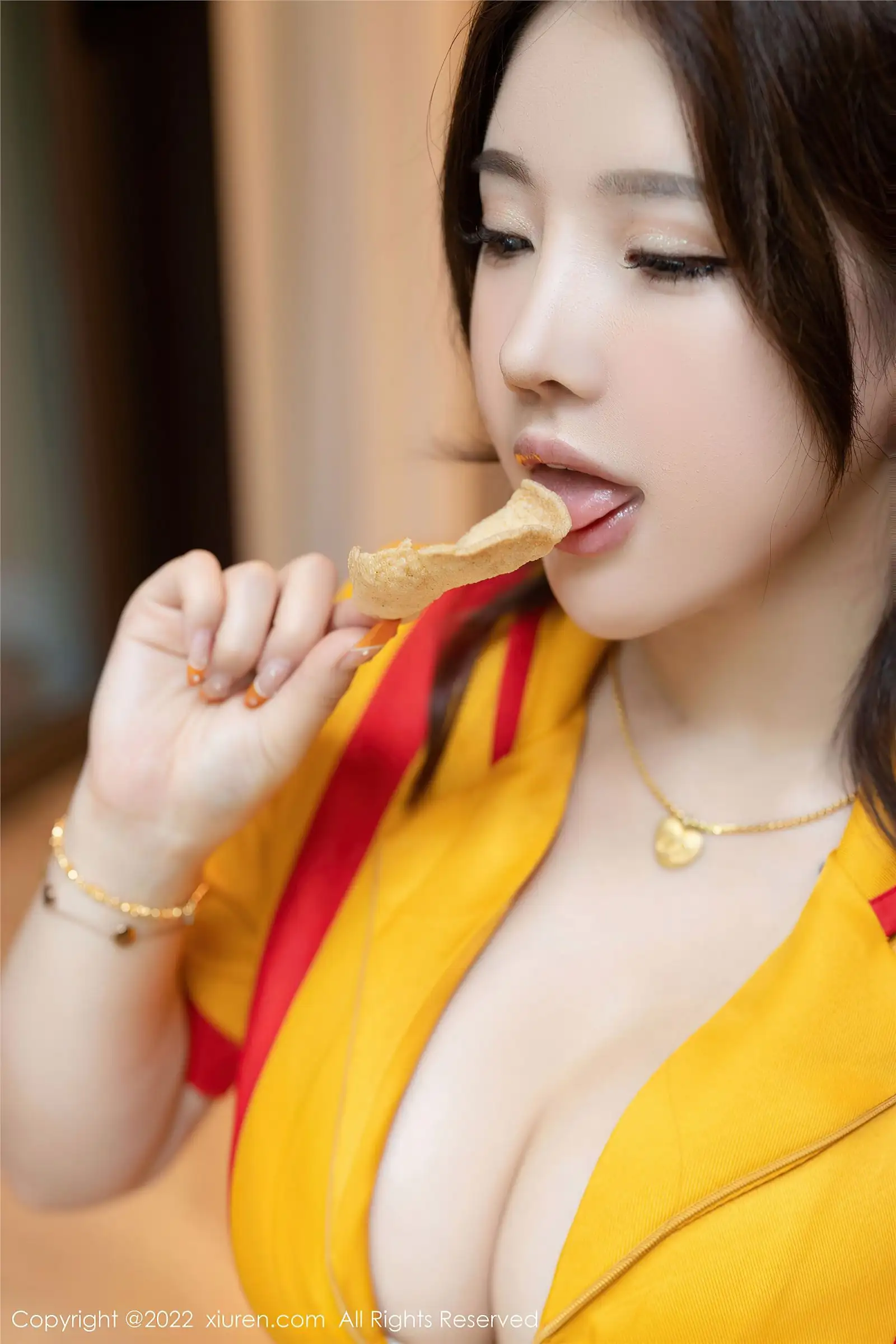 [XIUREN秀人网] 2022.08.29 NO.5509 小海臀Rena