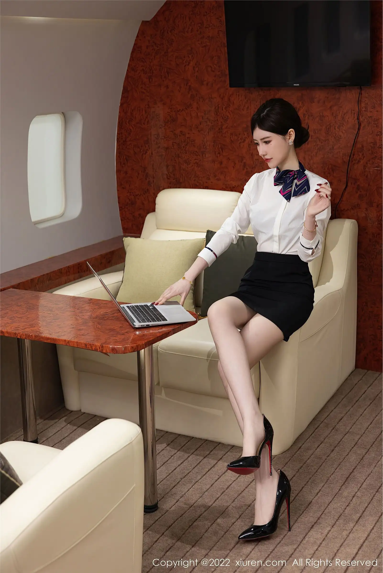 [XIUREN秀人网] 2022.10.12 NO.5696 美桃酱