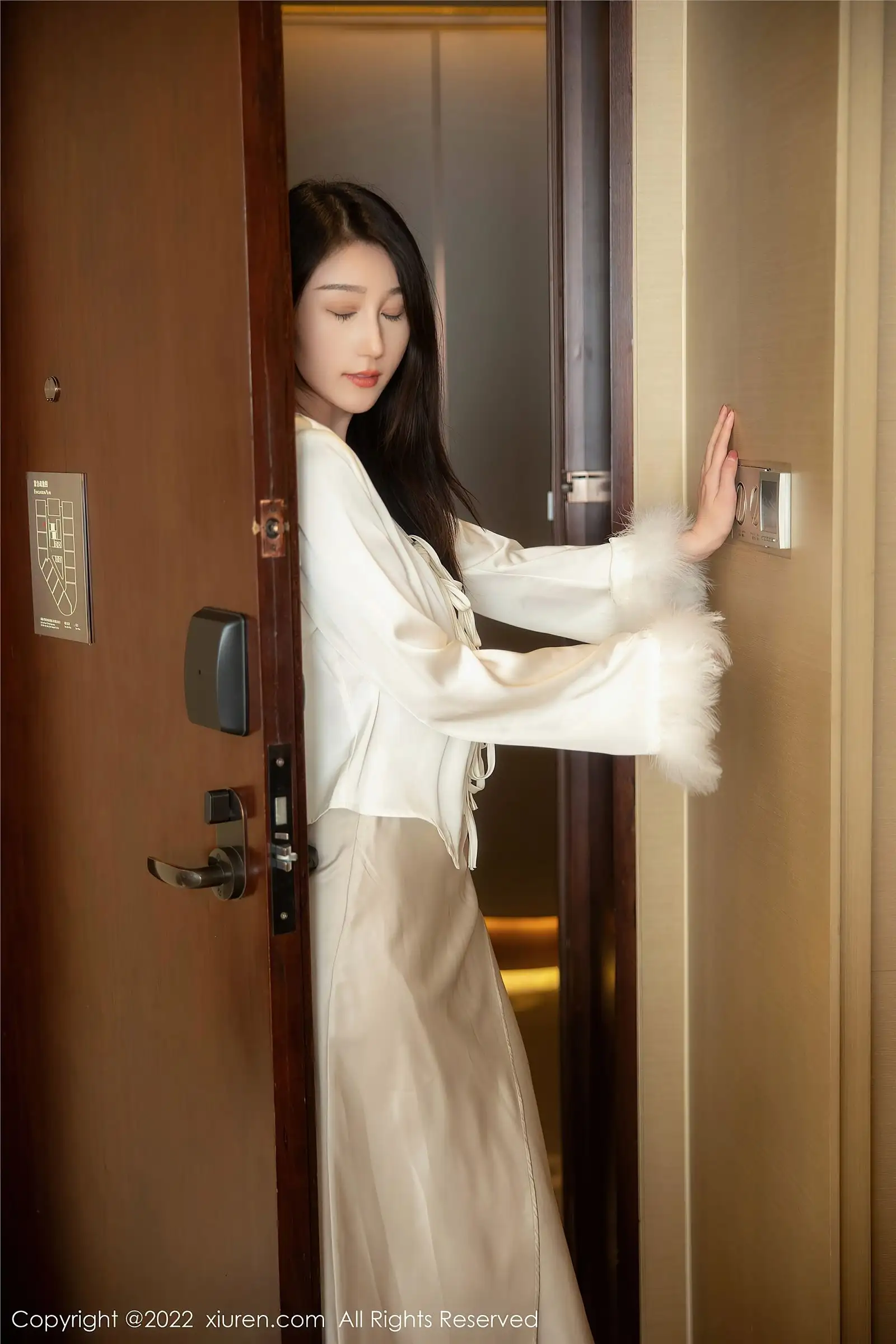 [XIUREN秀人网] 2022.10.20 NO.5734 薇薇酱