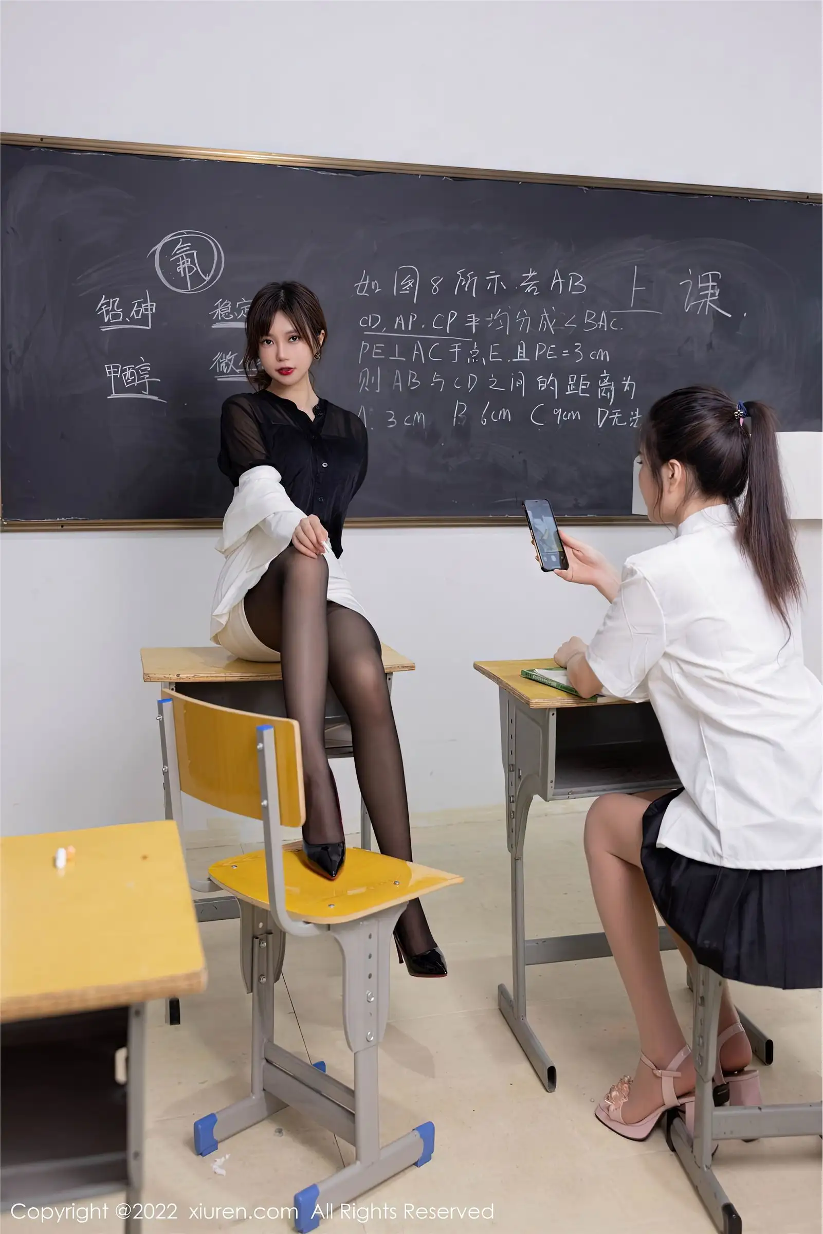 [XIUREN秀人网] 2022.12.16 NO.6008 绮里嘉ula