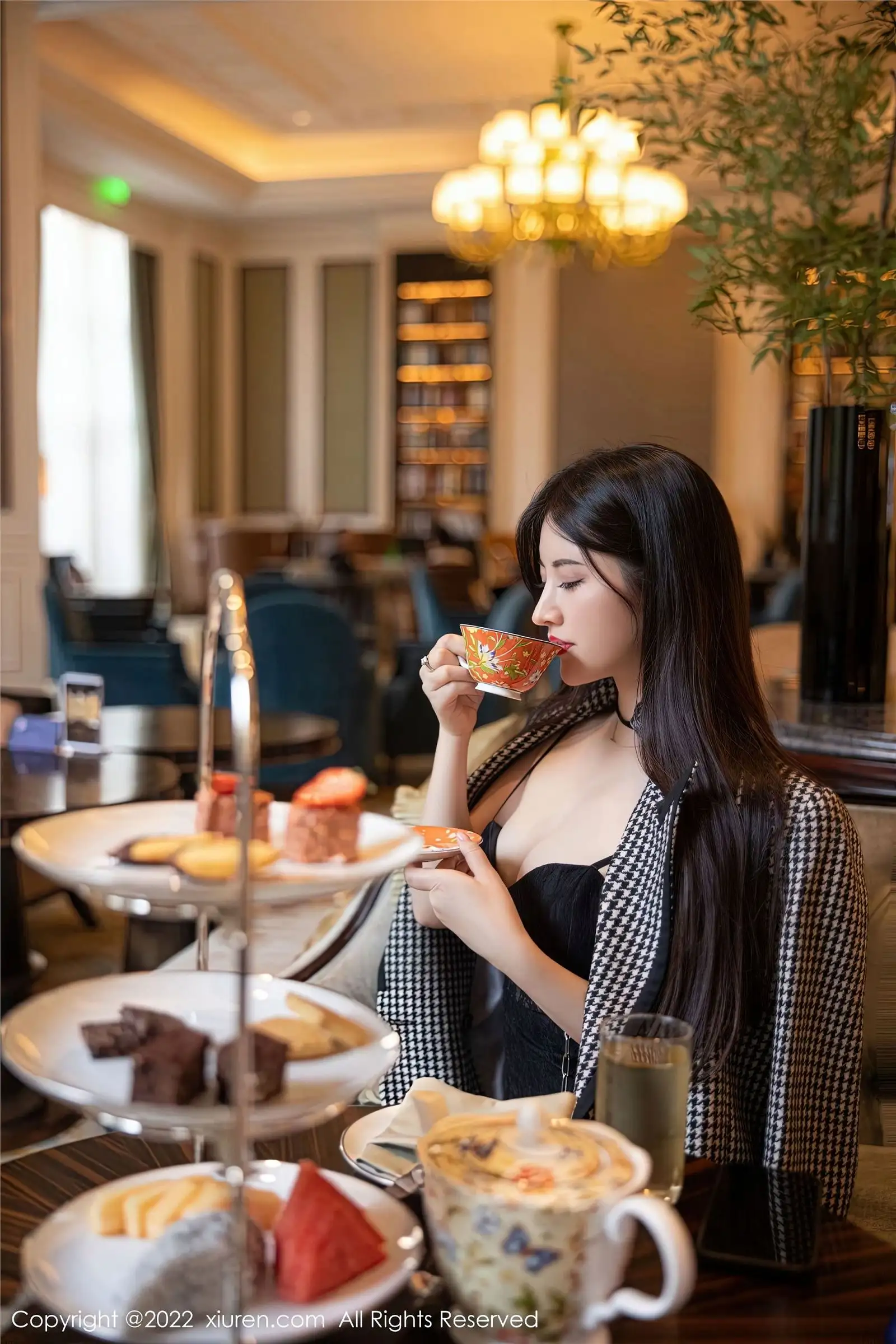 [XIUREN秀人网] 2022.12.27 NO.6049 诗诗kiki