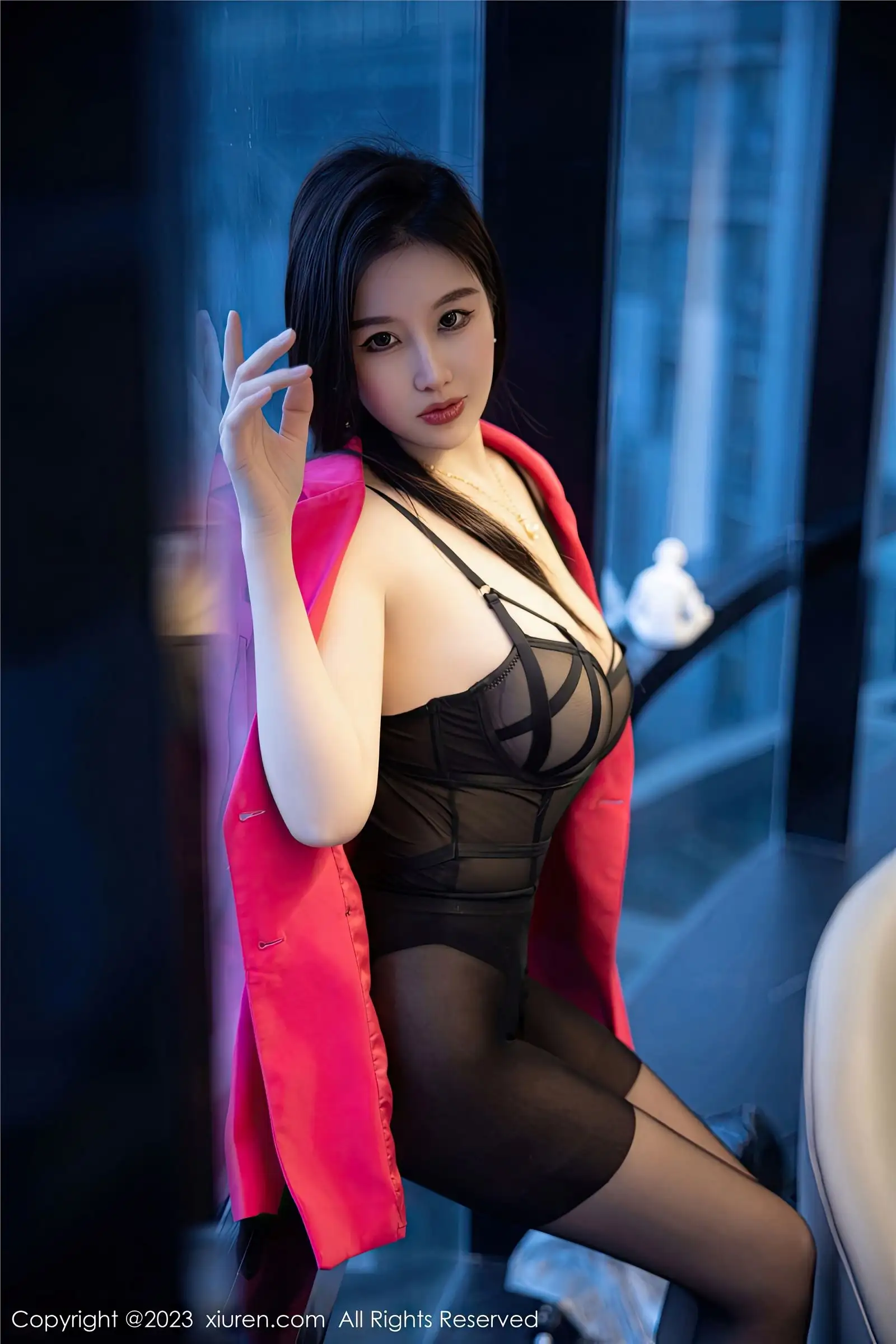 [XIUREN秀人网] 2023.01.09 NO.6103 月音瞳