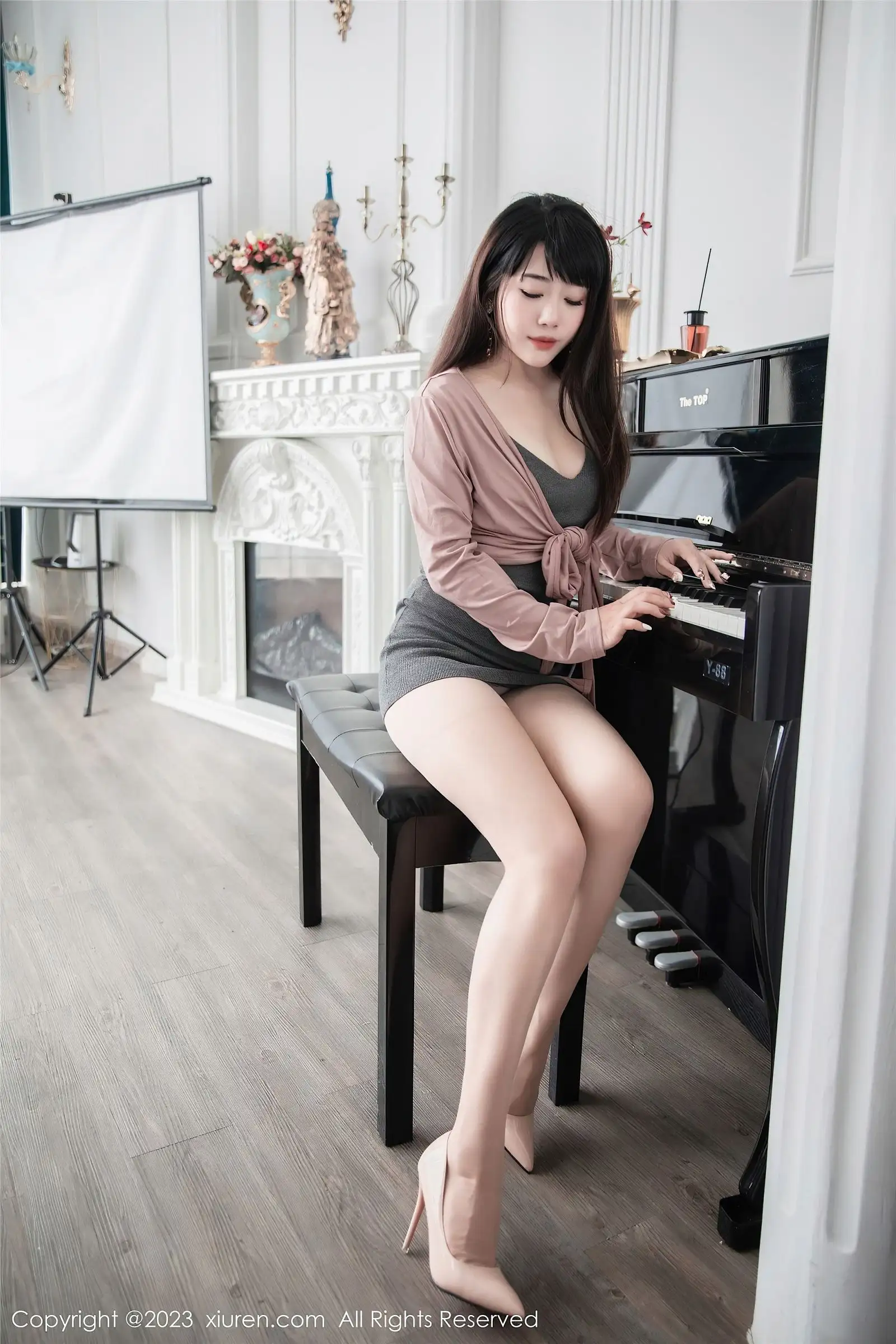 [XIUREN秀人网] 2023.04.07 NO.6532 严利娅Yuliya