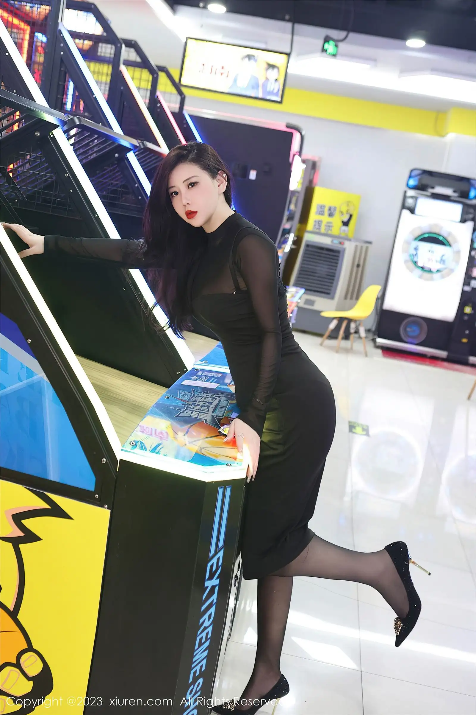 [XIUREN秀人网] 2023.08.14 NO.7230 王婉悠Queen