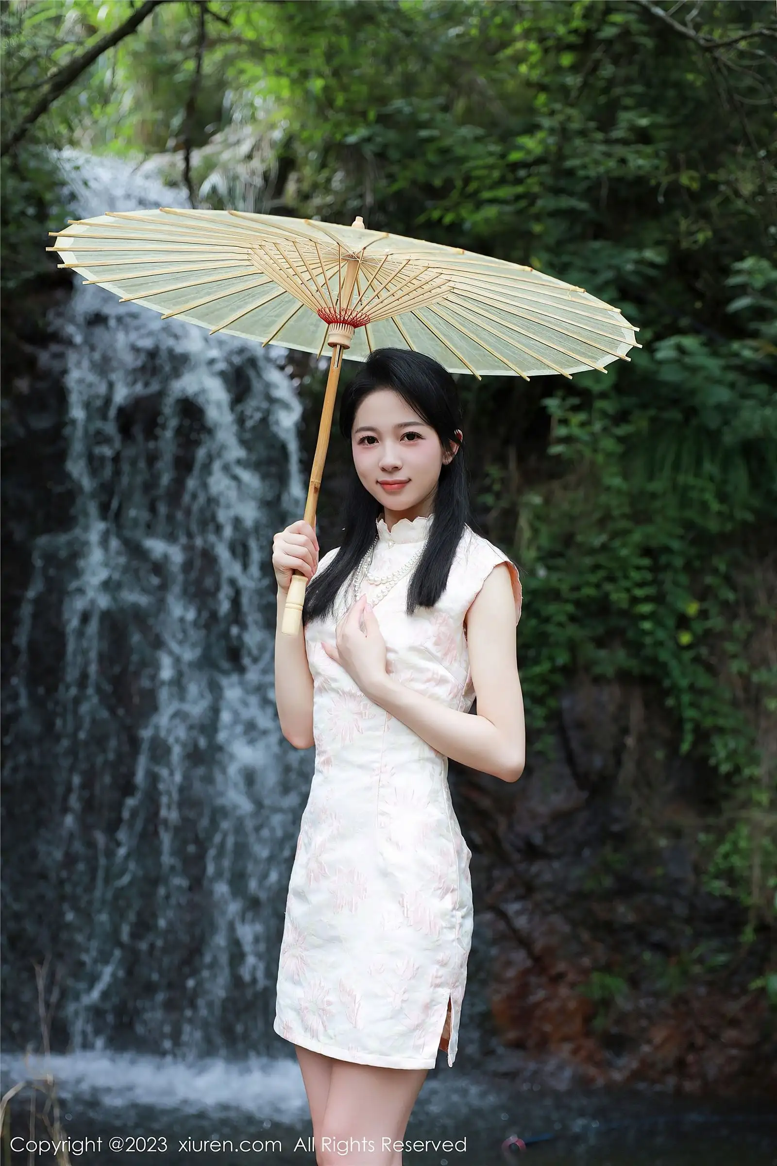 [XIUREN秀人网] 2023.08.15 NO.7234 糖豆sisi