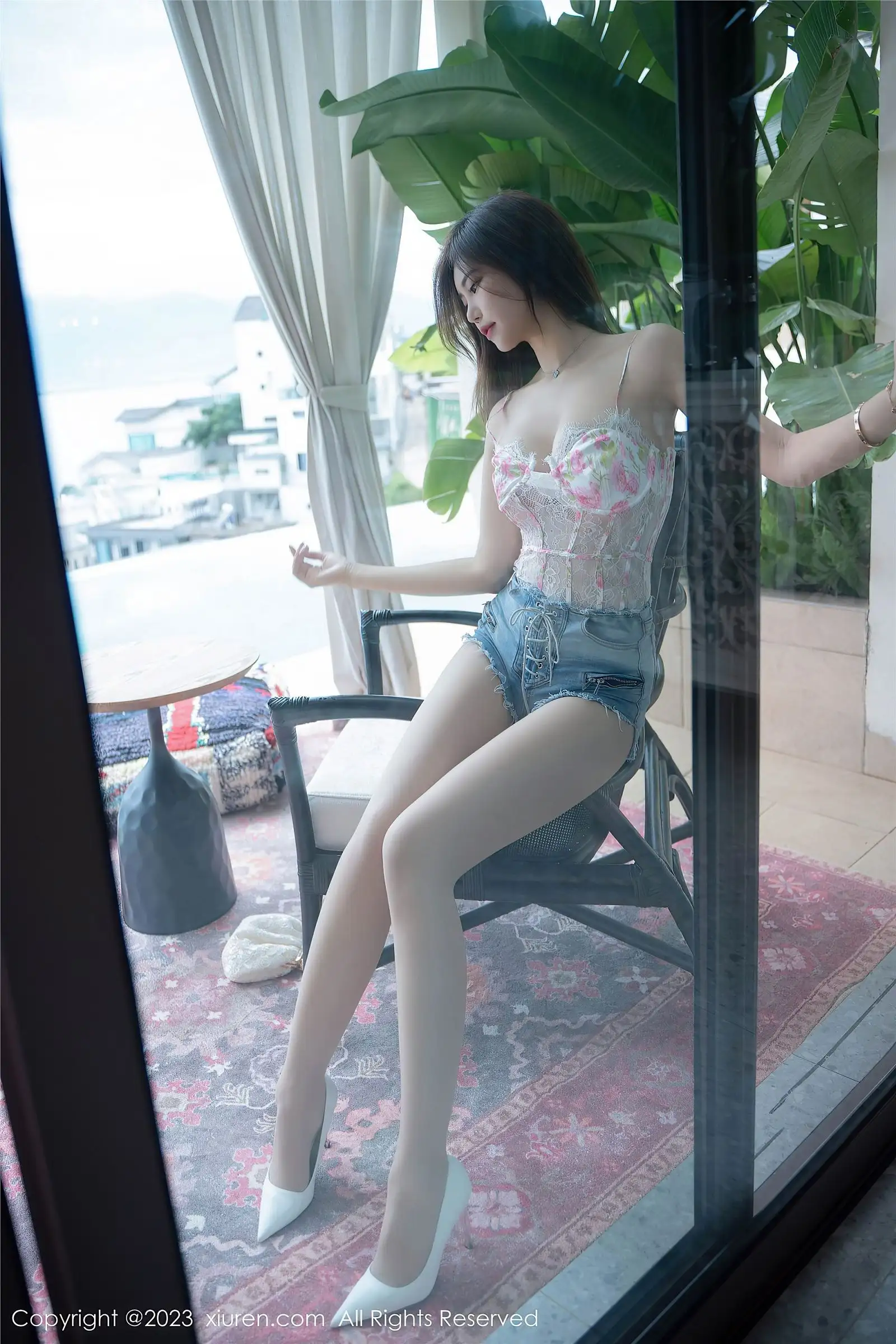 [XIUREN秀人网] 2023.10.27 NO.7573 绮里嘉ula