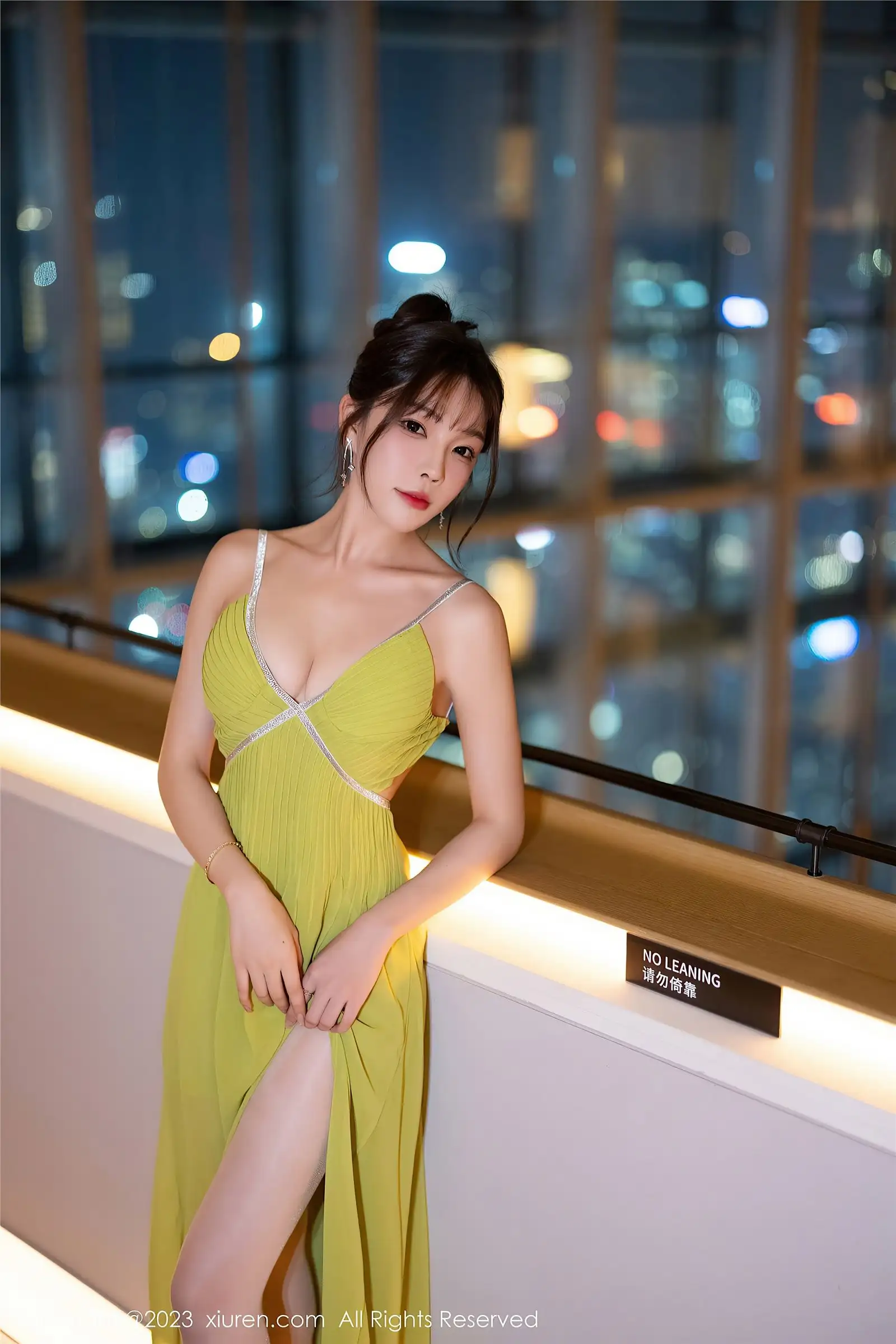 [XIUREN秀人网] 2023.11.21 NO.7696 徐莉芝Booty