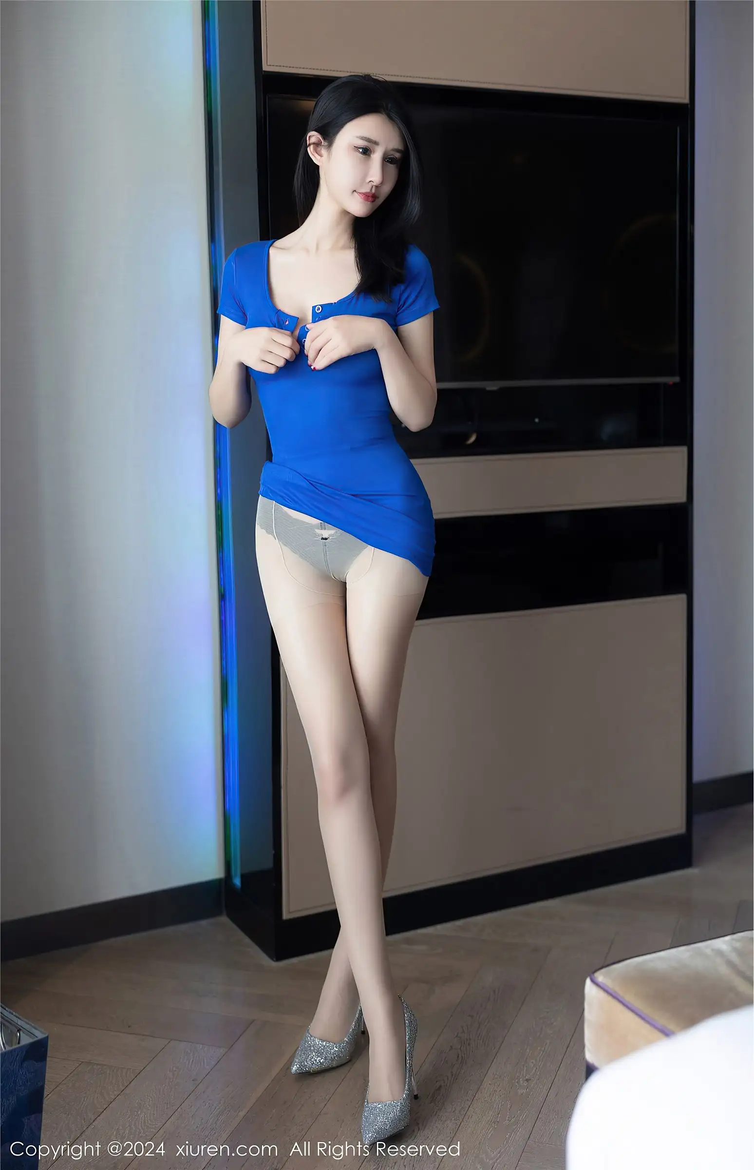 [XIUREN秀人网] 2024.01.03 NO.7900 艺艺yiyi