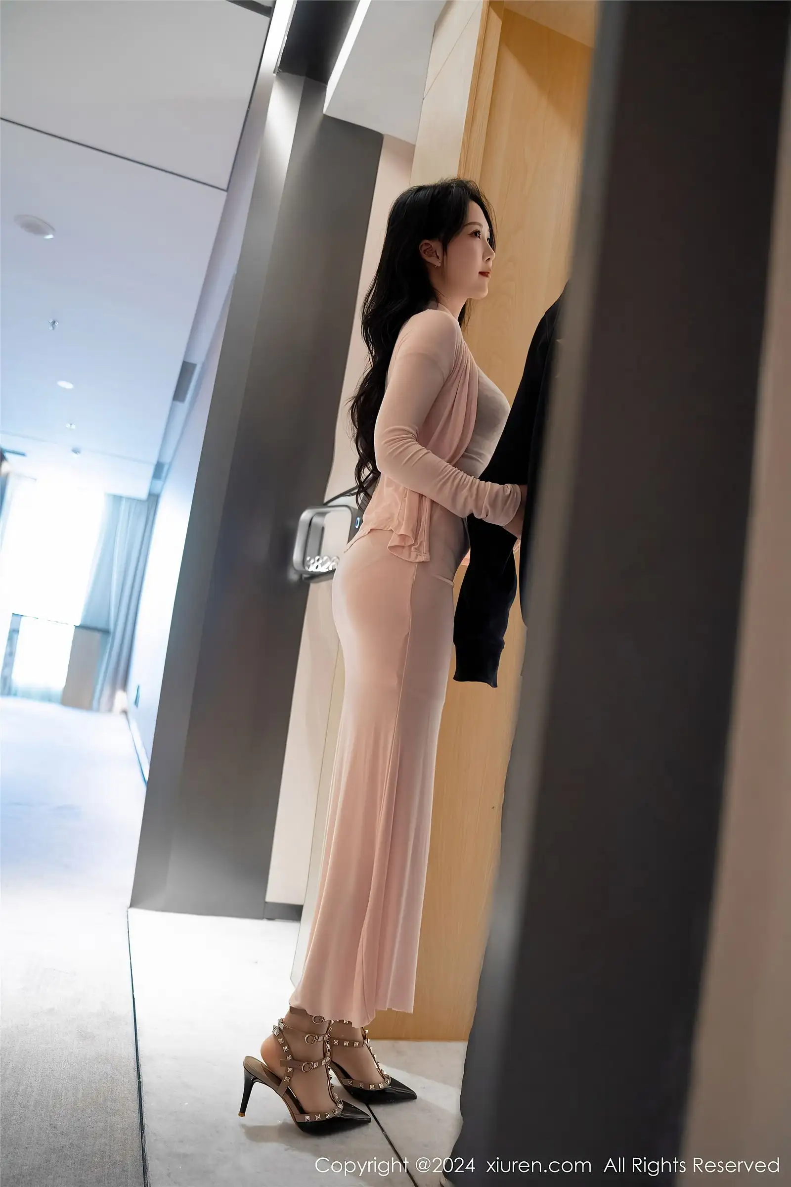 [XIUREN秀人网] 2024.01.11 NO.7945 利世