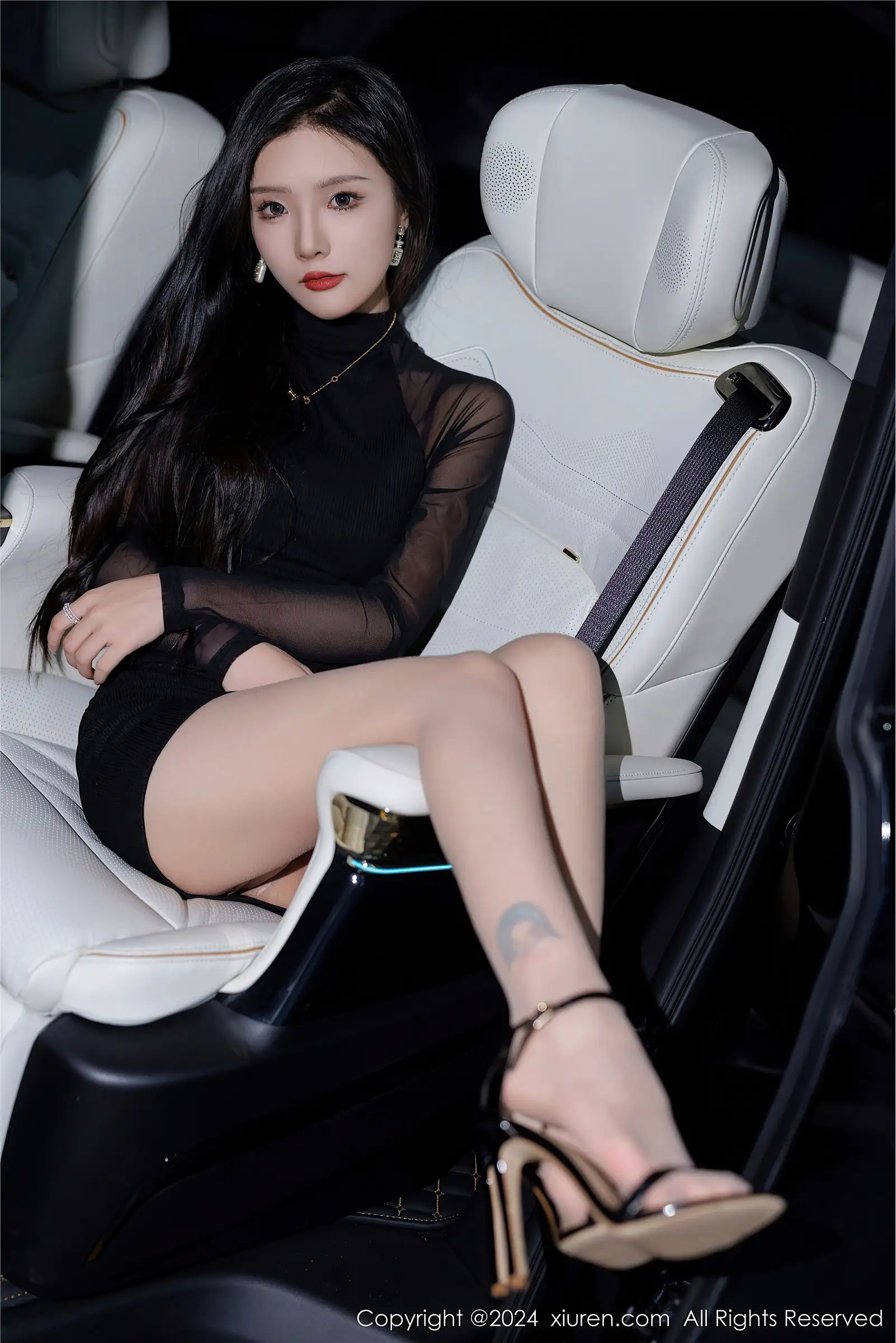 [XIUREN秀人网] 2024.01.11 NO.7942 七七kiko