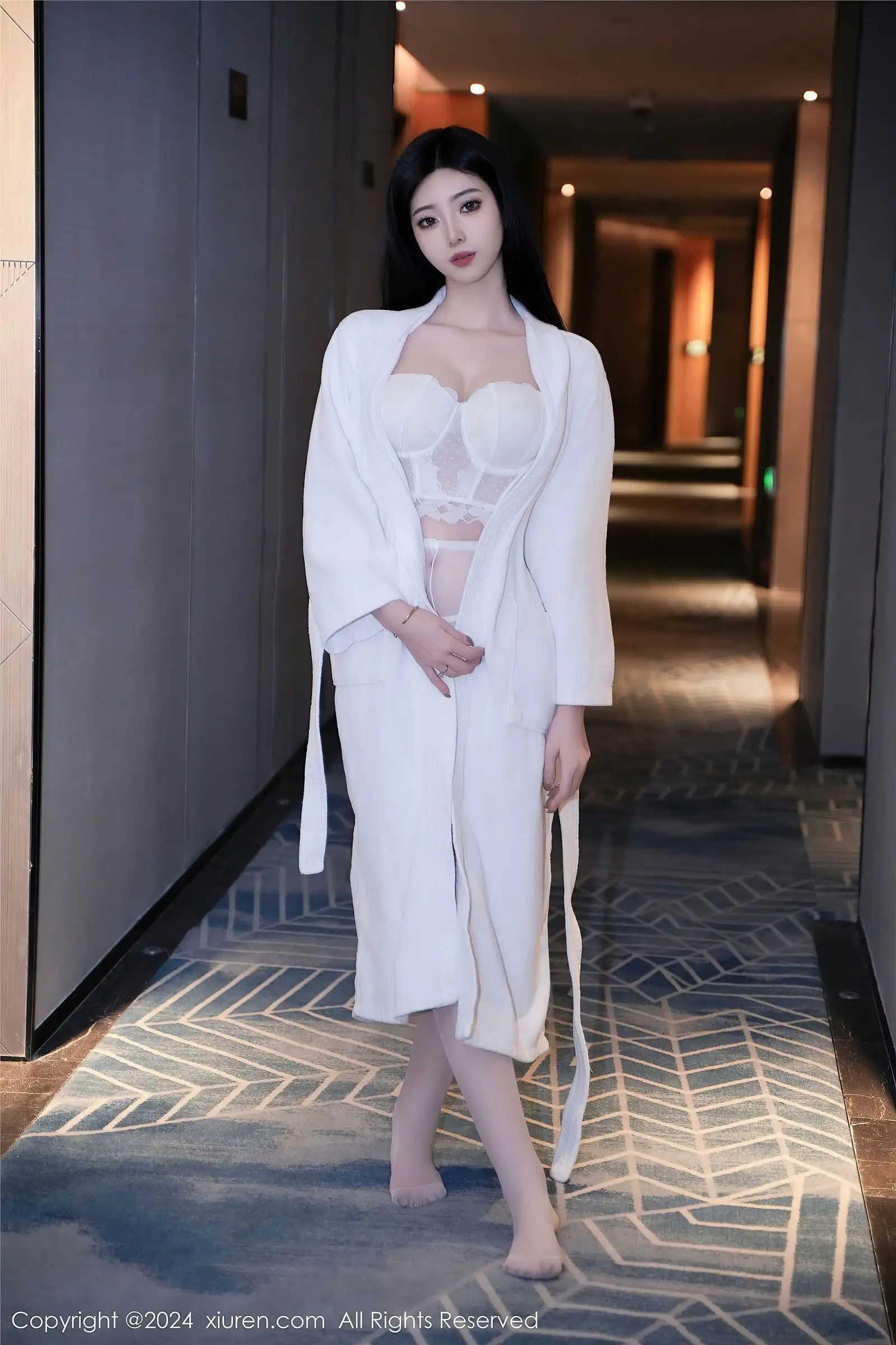 [XIUREN秀人网] 2024.01.15 NO.7960 安琪Yee