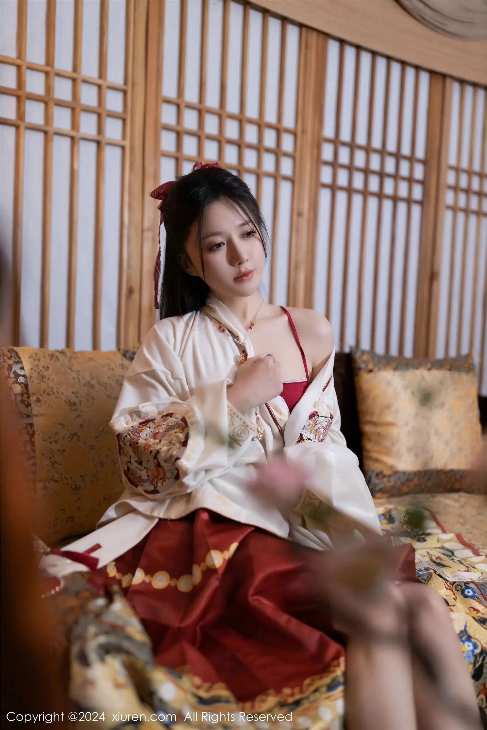 [XIUREN秀人网] 2024.02.08 NO.8095 鱼子酱Fish