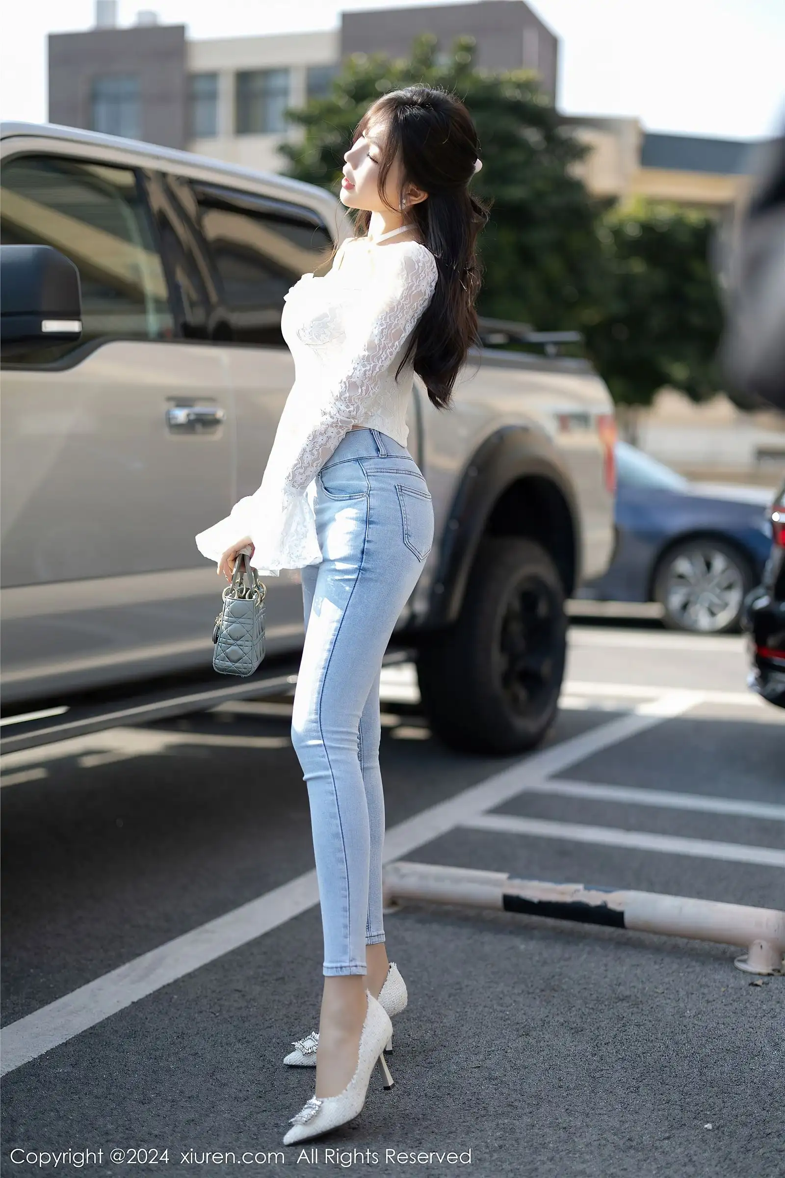 [XIUREN秀人网] 2024.02.27 NO.8147 徐莉芝Booty