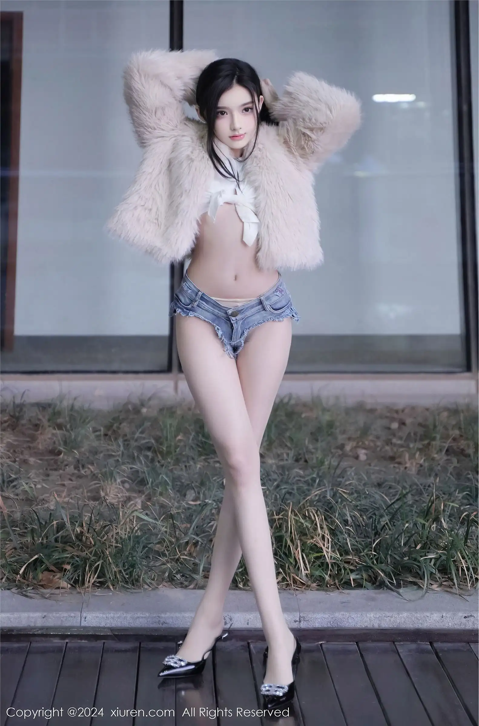 [XIUREN秀人网] 2024.03.20 NO.8261 龙雪儿