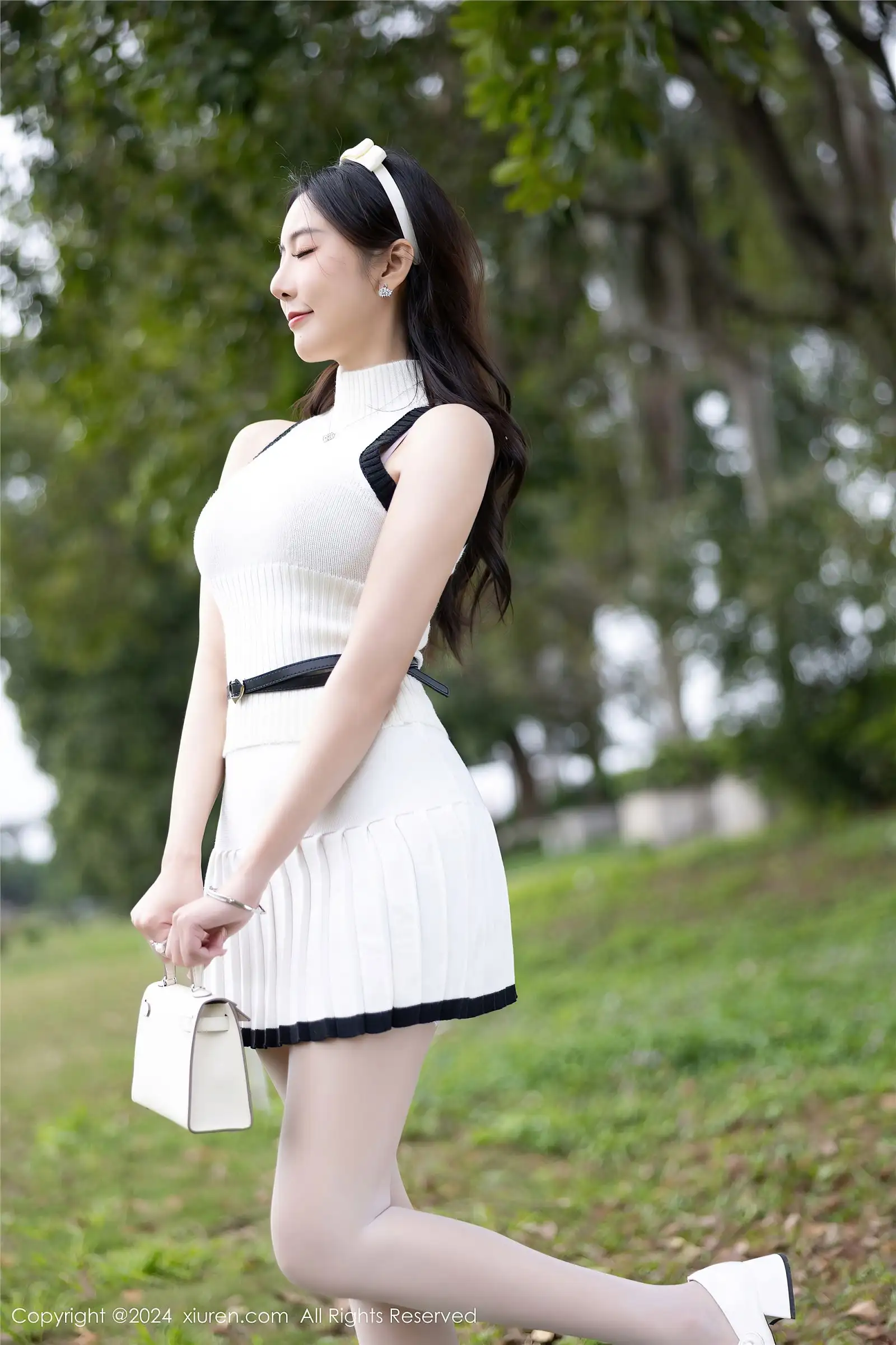 [XIUREN秀人网] 2024.04.02 NO.8334 王馨瑶yanni