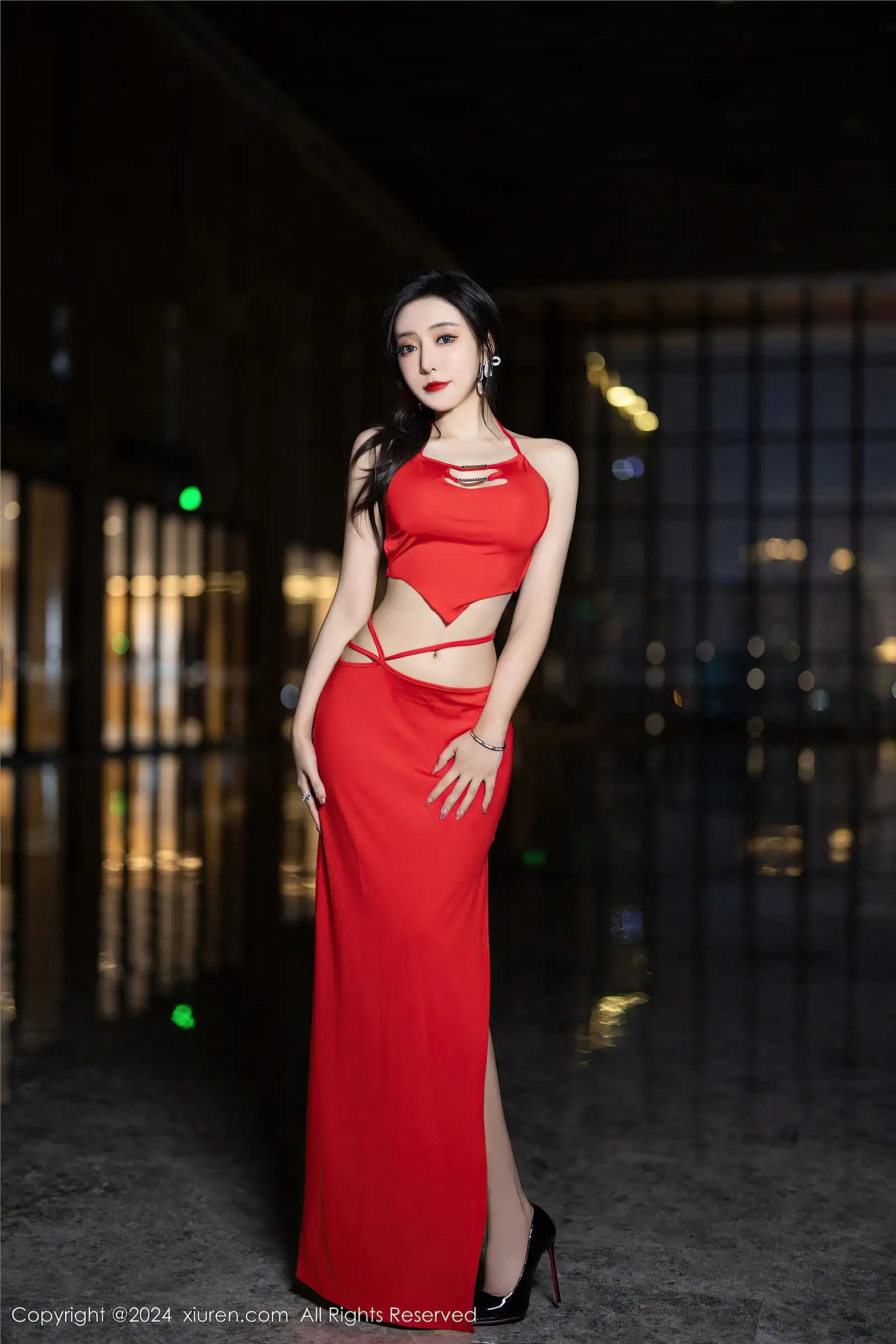 [XIUREN秀人网] 2024.04.11 NO.8378 王馨瑶yanni