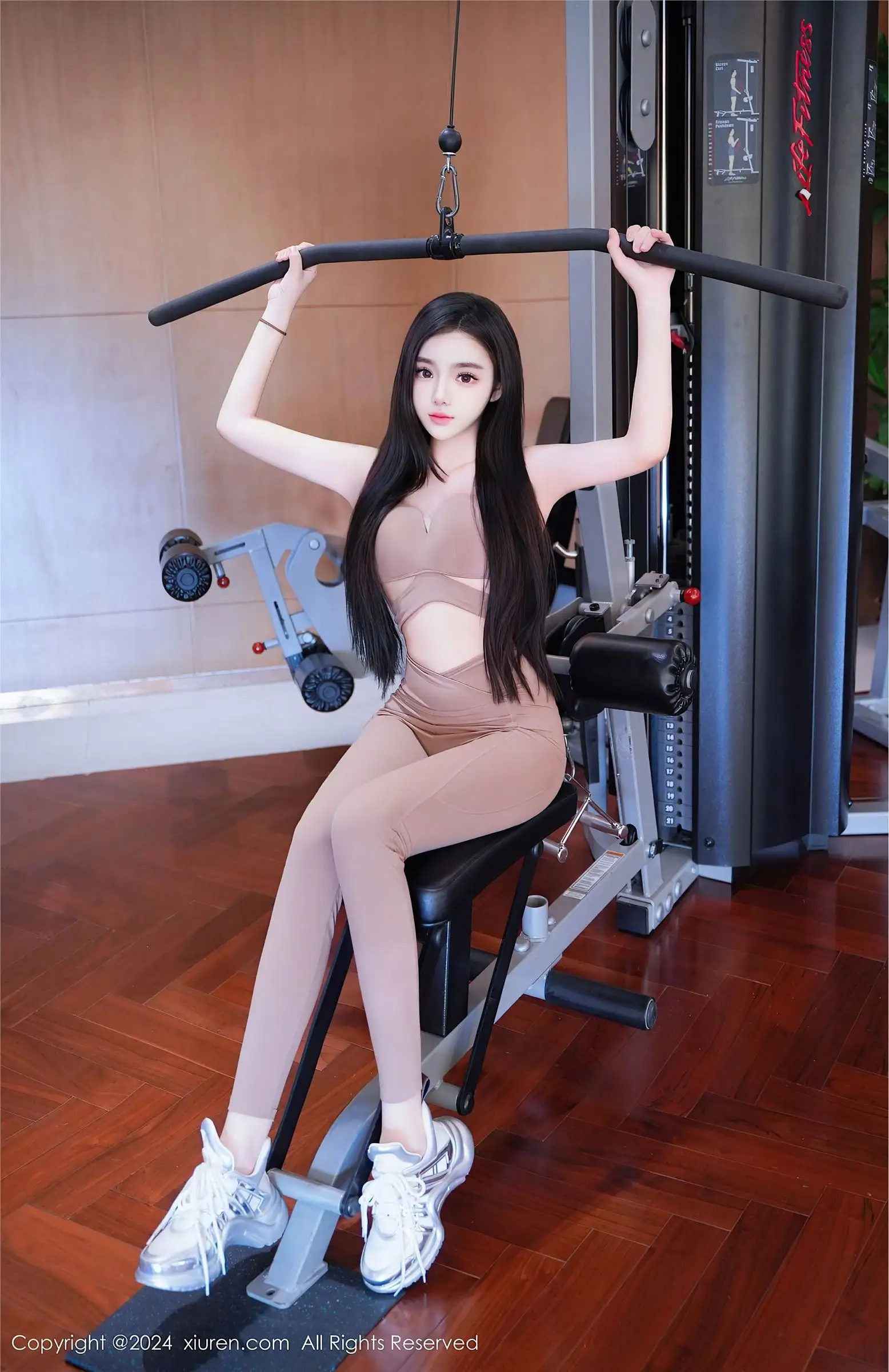 [XIUREN秀人网] 2024.04.12 NO.8382 龙雪儿