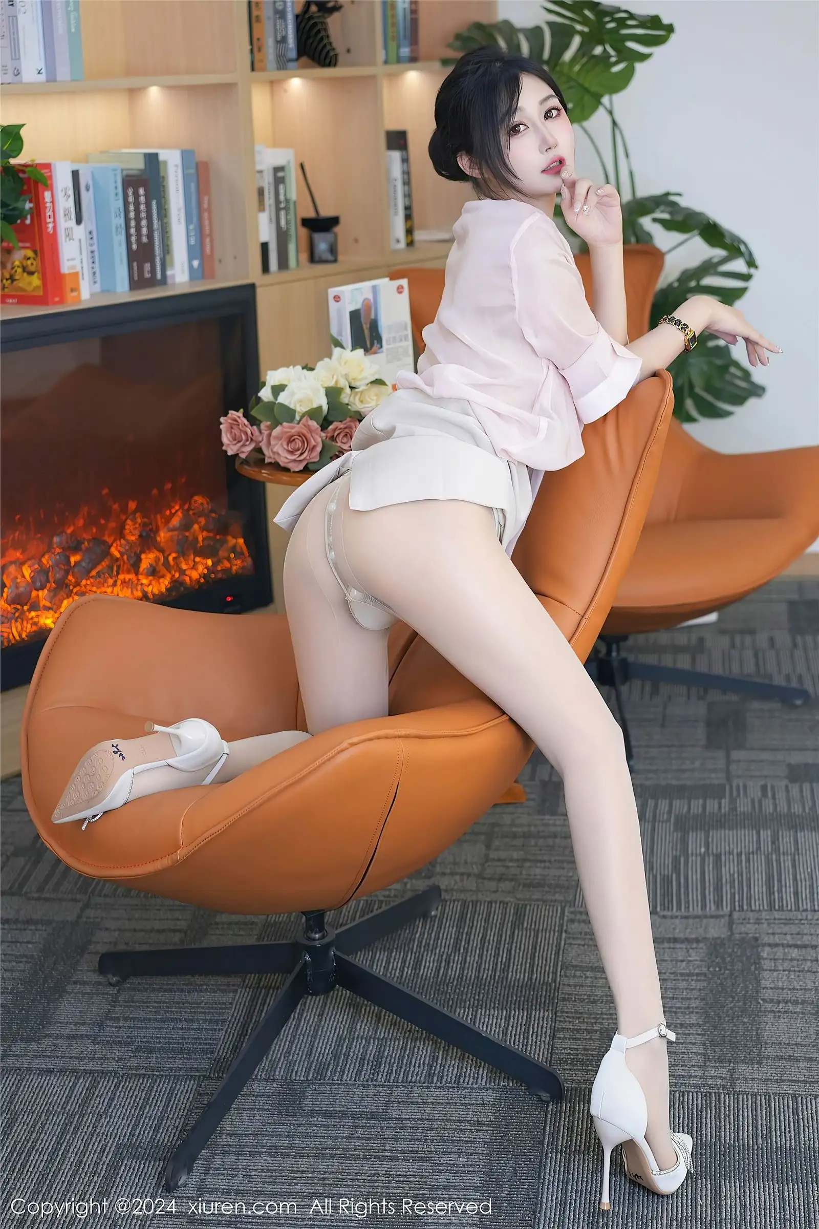 [XIUREN秀人网] 2024.04.30 NO.8477 laura阿姣