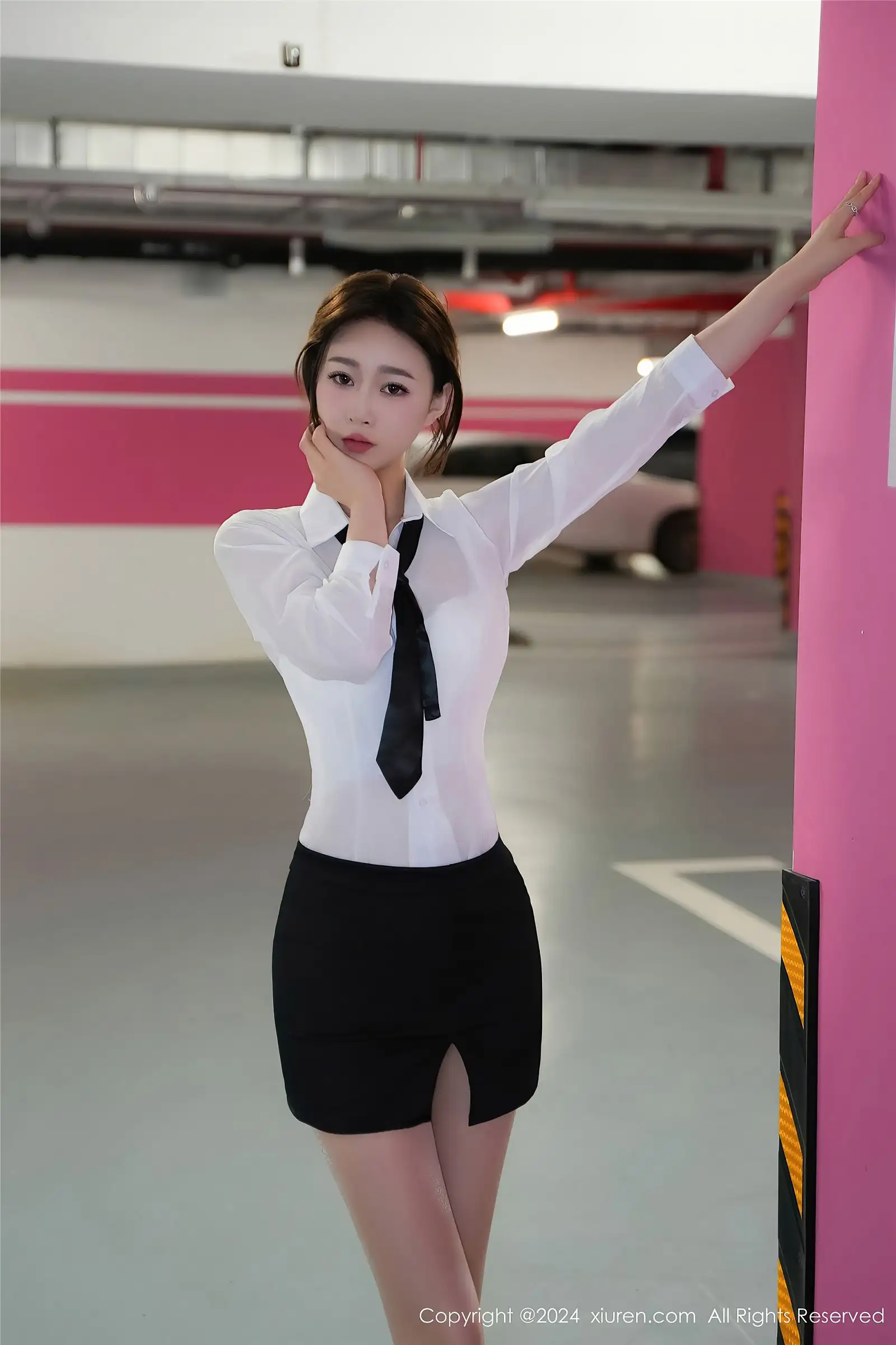 [XIUREN秀人网] 2024.05.29 NO.8613 软糖爱喝奶