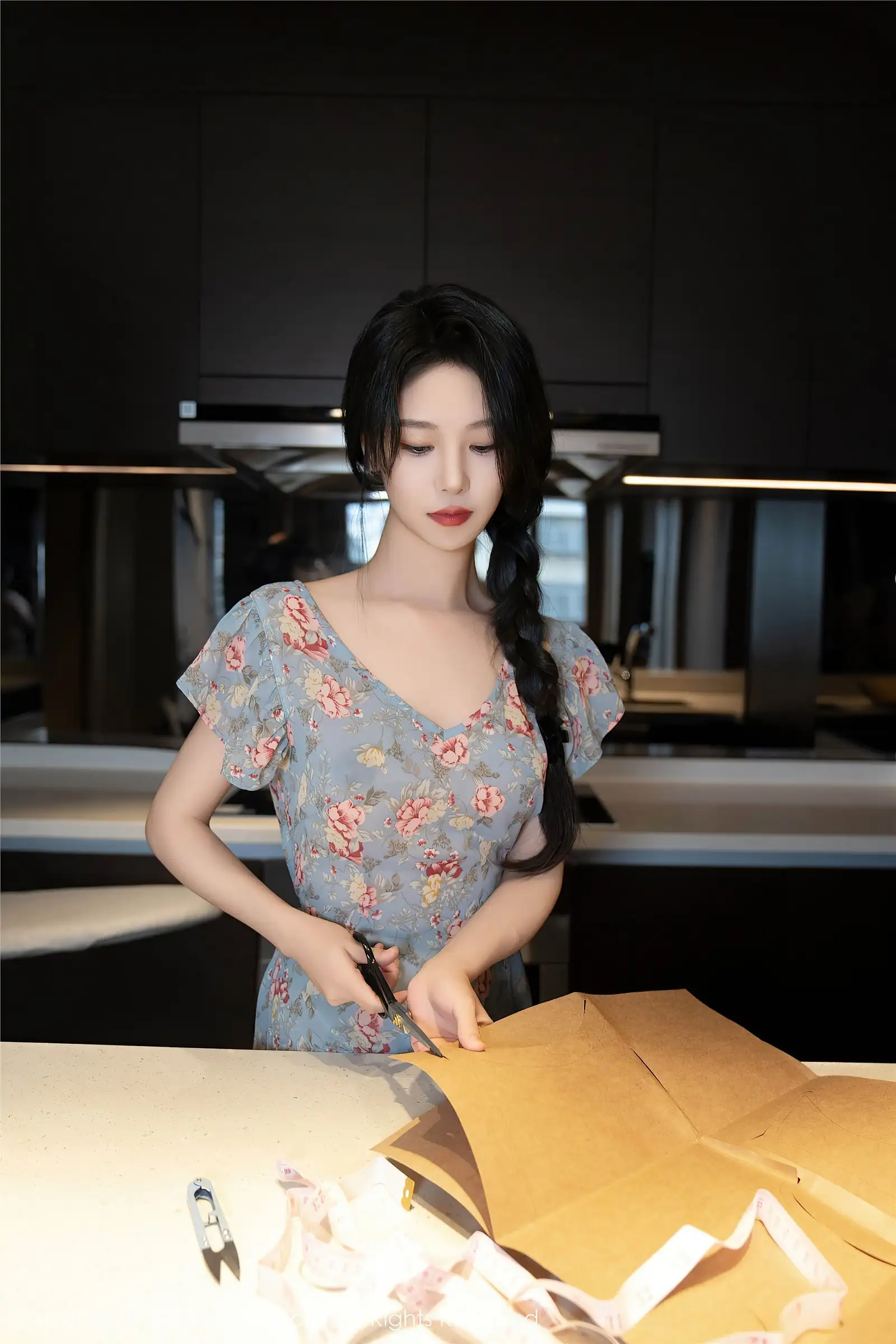 [XIUREN秀人网] 2024.06.14 NO.8704 利世